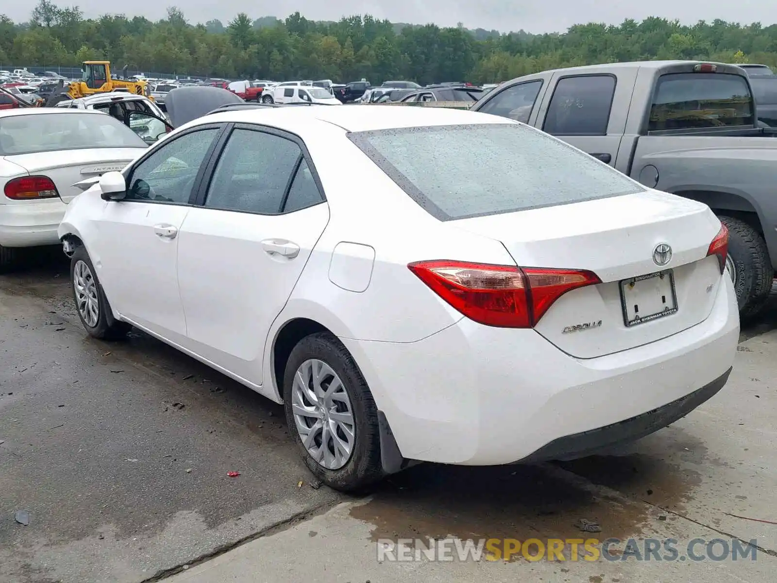 3 Photograph of a damaged car 2T1BURHE7KC129394 TOYOTA COROLLA 2019