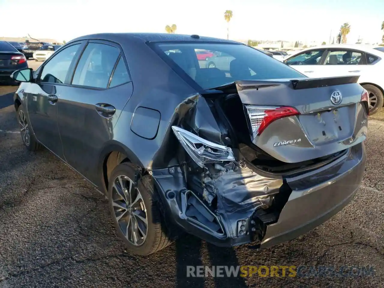 3 Photograph of a damaged car 2T1BURHE7KC129606 TOYOTA COROLLA 2019