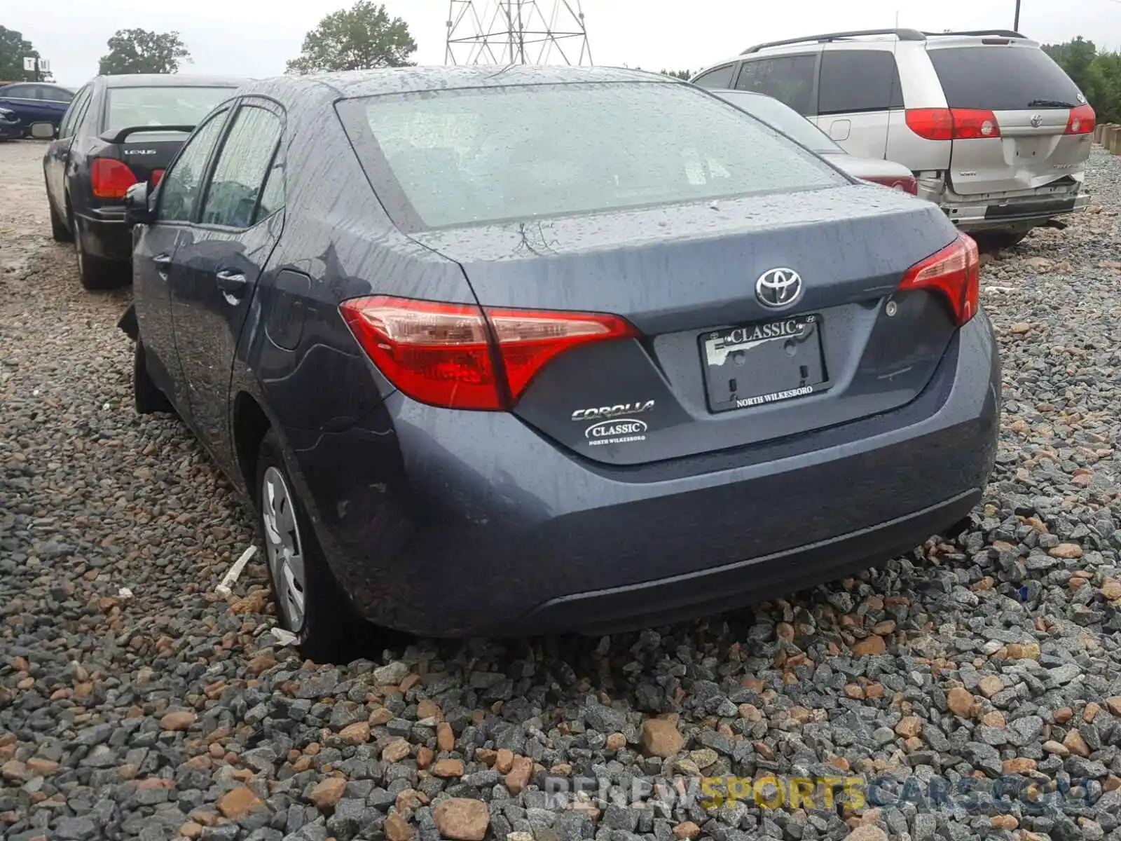 3 Photograph of a damaged car 2T1BURHE7KC129637 TOYOTA COROLLA 2019