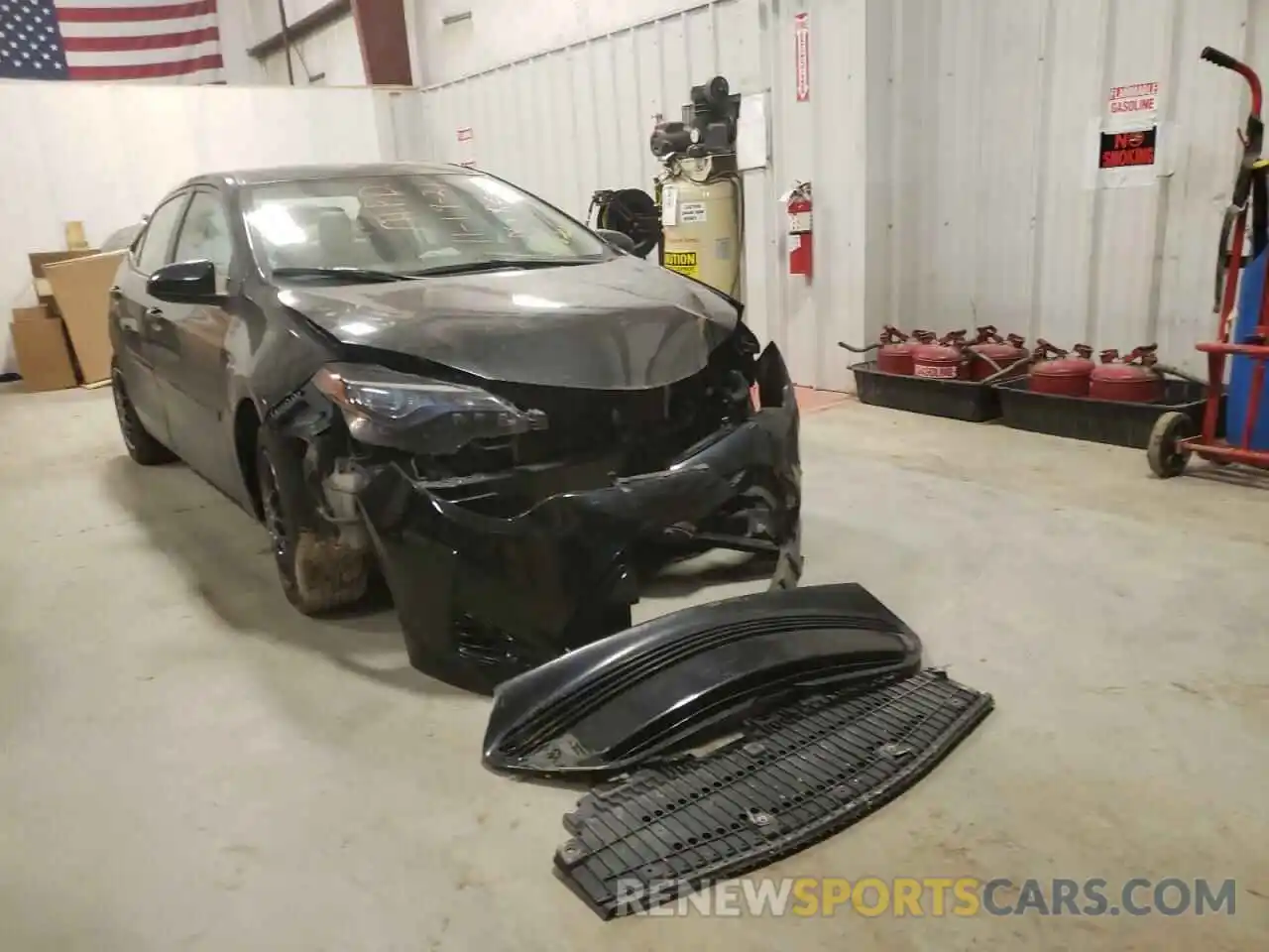 1 Photograph of a damaged car 2T1BURHE7KC130383 TOYOTA COROLLA 2019