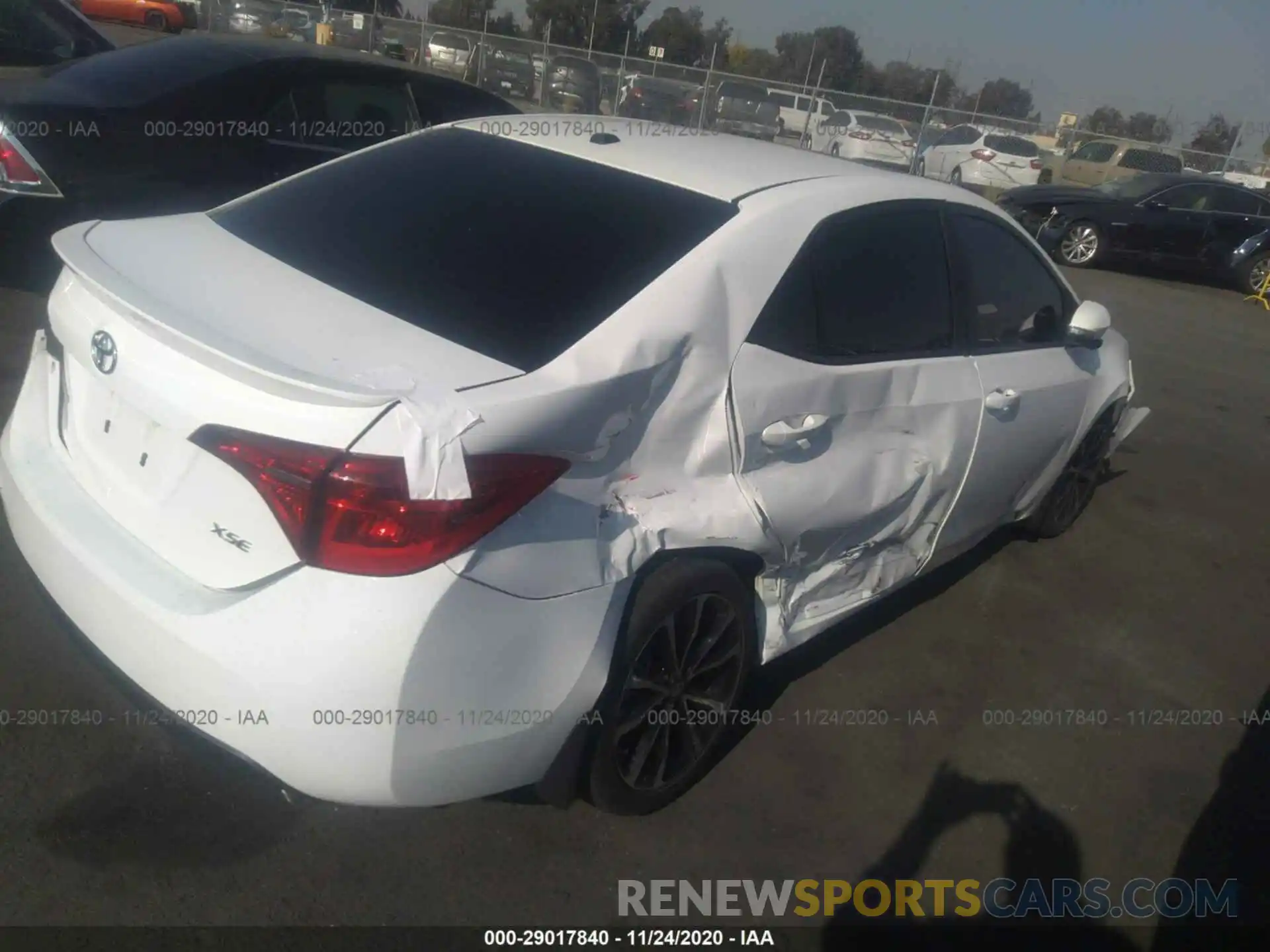 4 Photograph of a damaged car 2T1BURHE7KC130481 TOYOTA COROLLA 2019