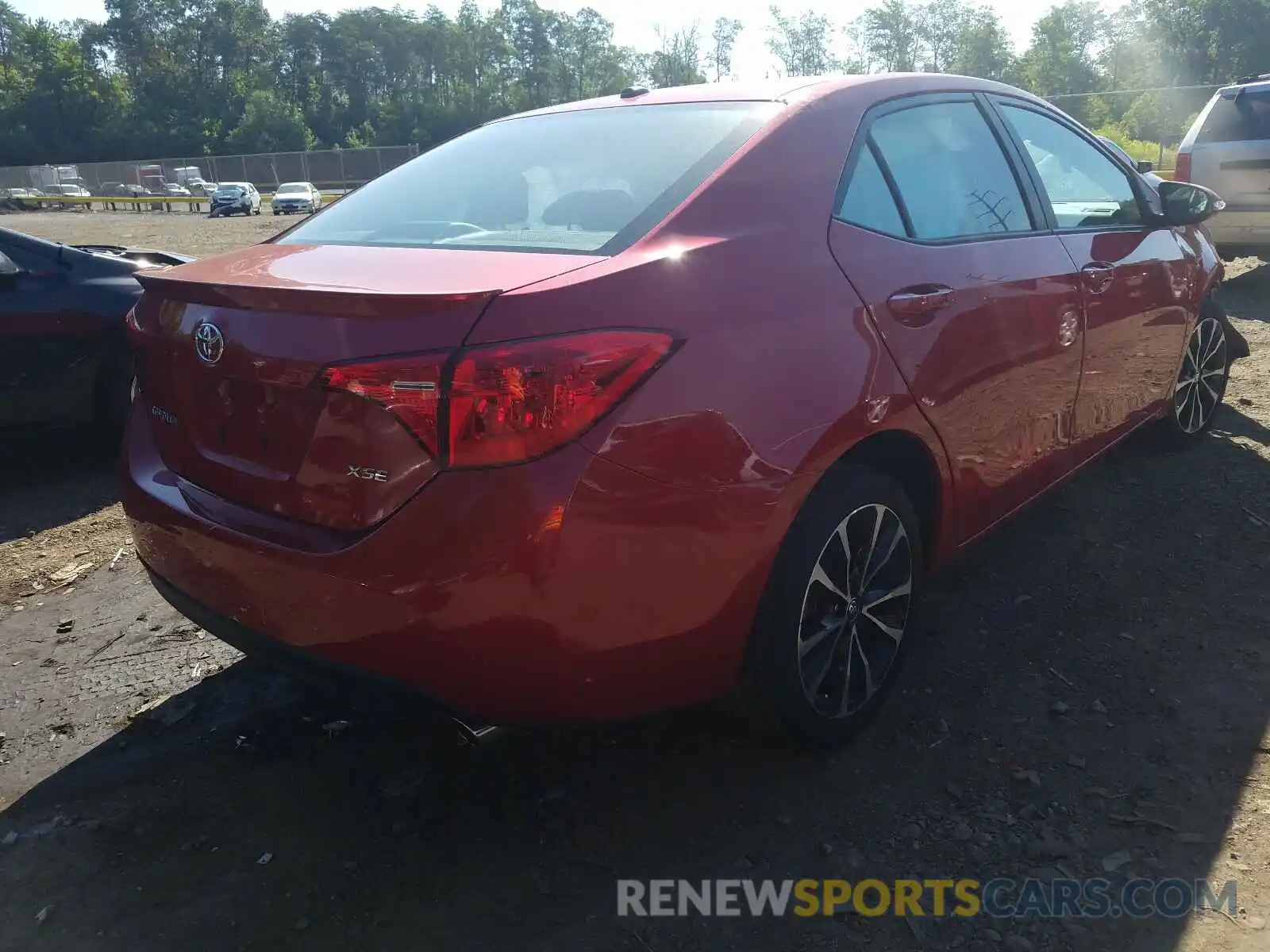 4 Photograph of a damaged car 2T1BURHE7KC131548 TOYOTA COROLLA 2019