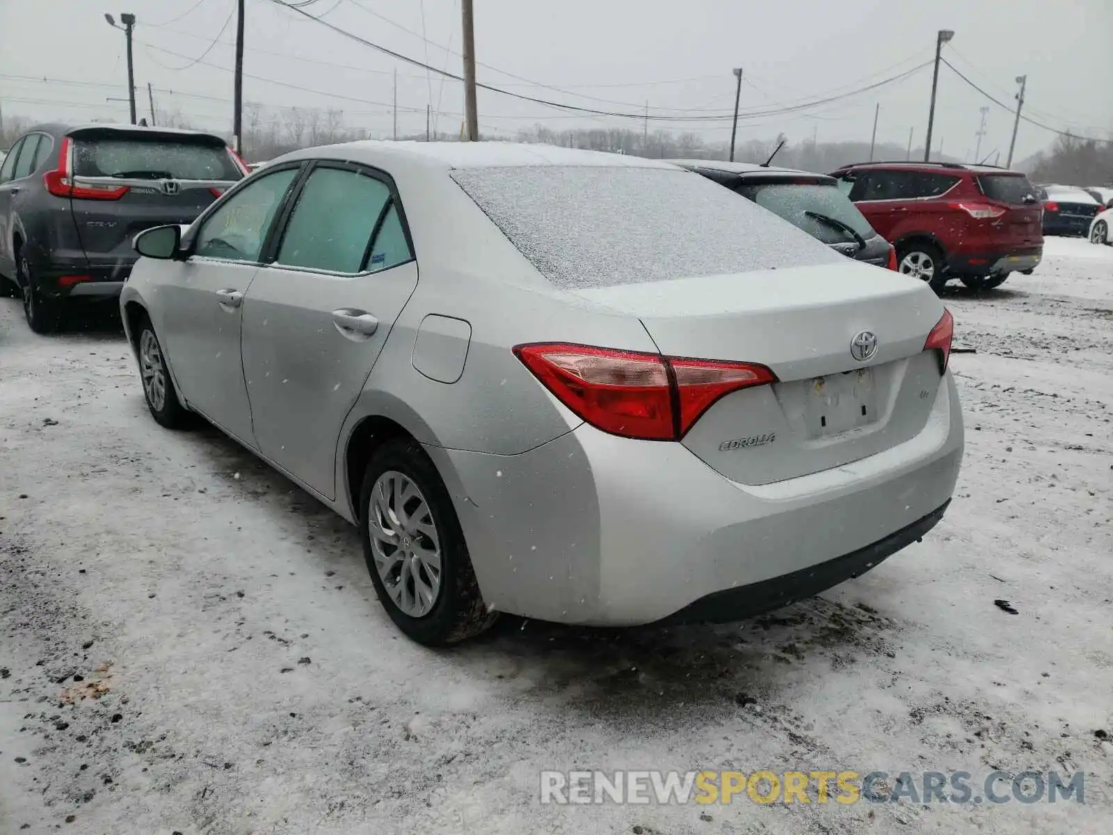 3 Photograph of a damaged car 2T1BURHE7KC132084 TOYOTA COROLLA 2019