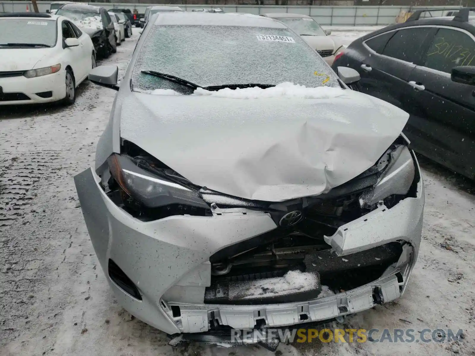 9 Photograph of a damaged car 2T1BURHE7KC132084 TOYOTA COROLLA 2019