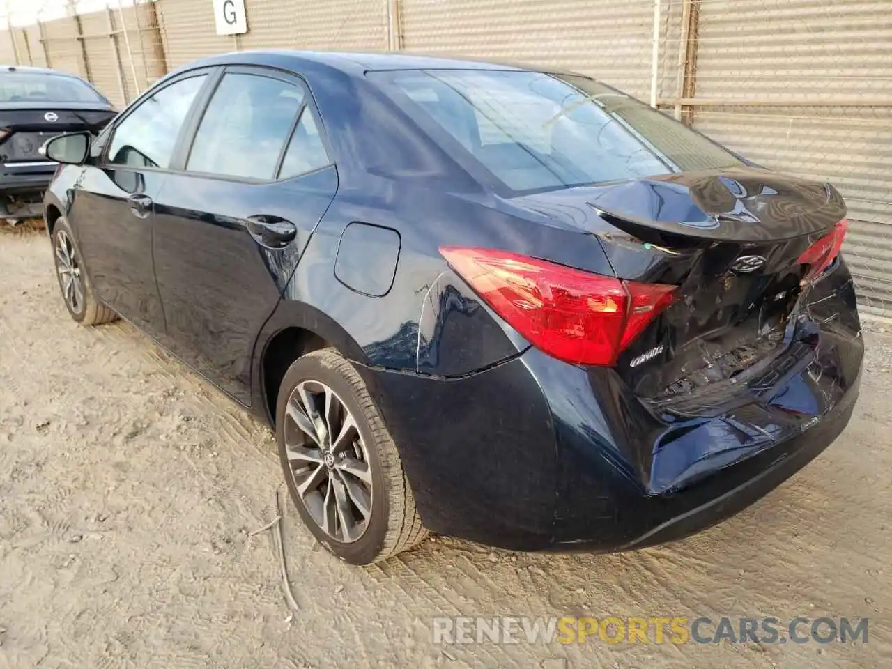 3 Photograph of a damaged car 2T1BURHE7KC133817 TOYOTA COROLLA 2019