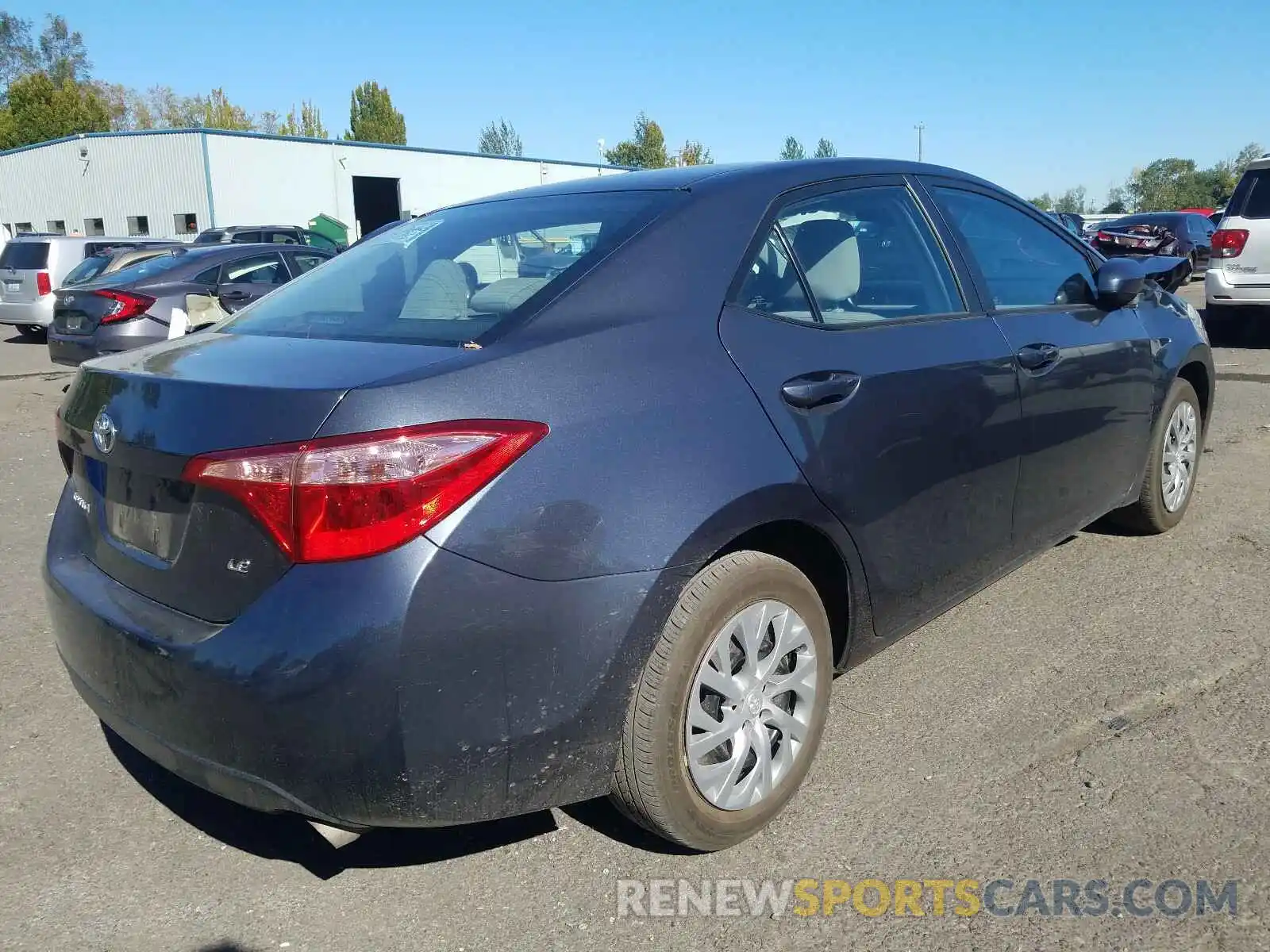 4 Photograph of a damaged car 2T1BURHE7KC133932 TOYOTA COROLLA 2019