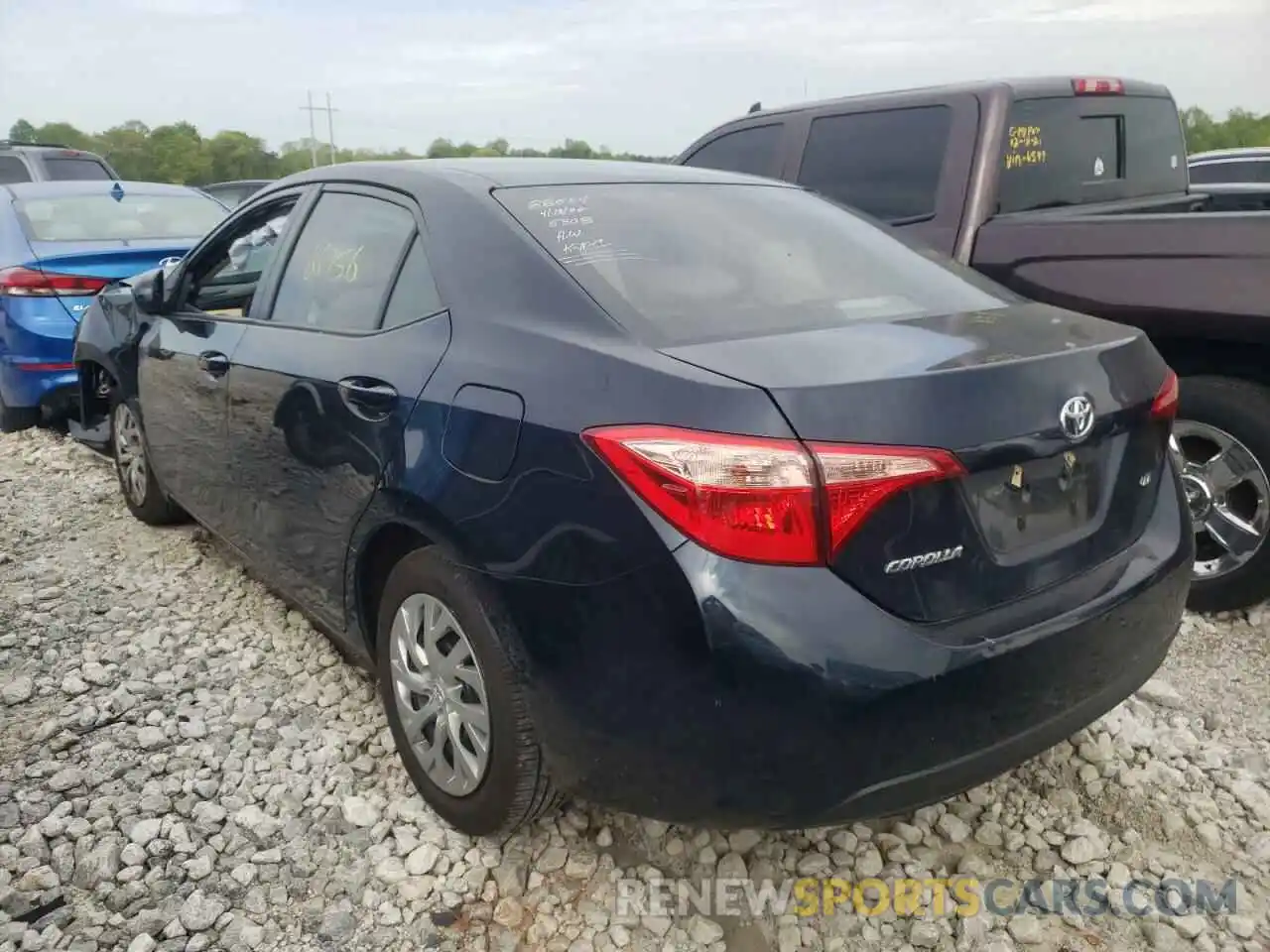 3 Photograph of a damaged car 2T1BURHE7KC135308 TOYOTA COROLLA 2019