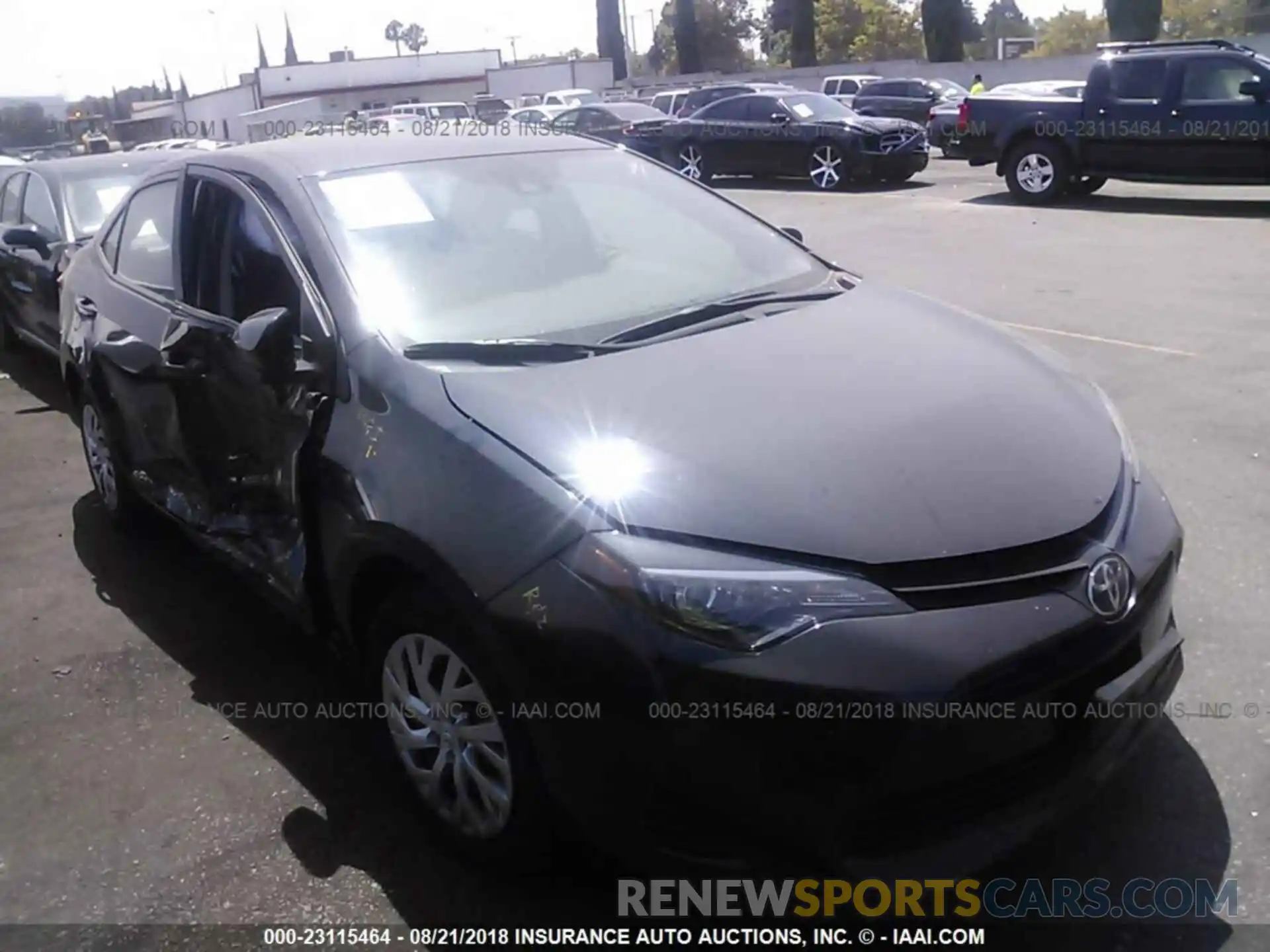 1 Photograph of a damaged car 2T1BURHE7KC137334 Toyota Corolla 2019