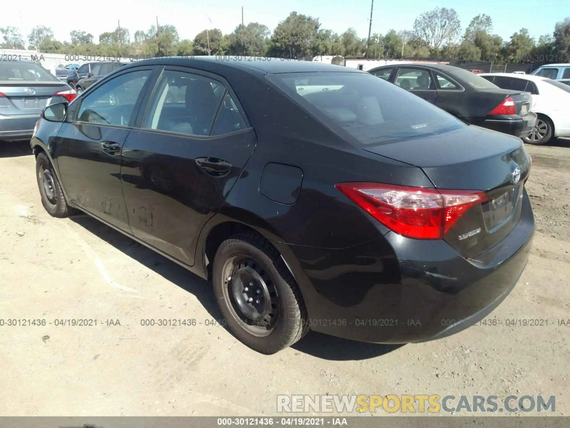 3 Photograph of a damaged car 2T1BURHE7KC137611 TOYOTA COROLLA 2019