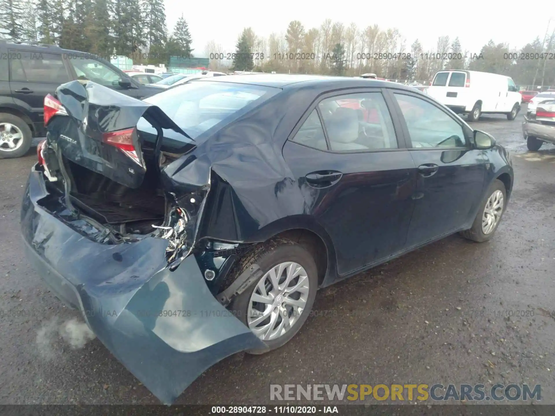 4 Photograph of a damaged car 2T1BURHE7KC137933 TOYOTA COROLLA 2019