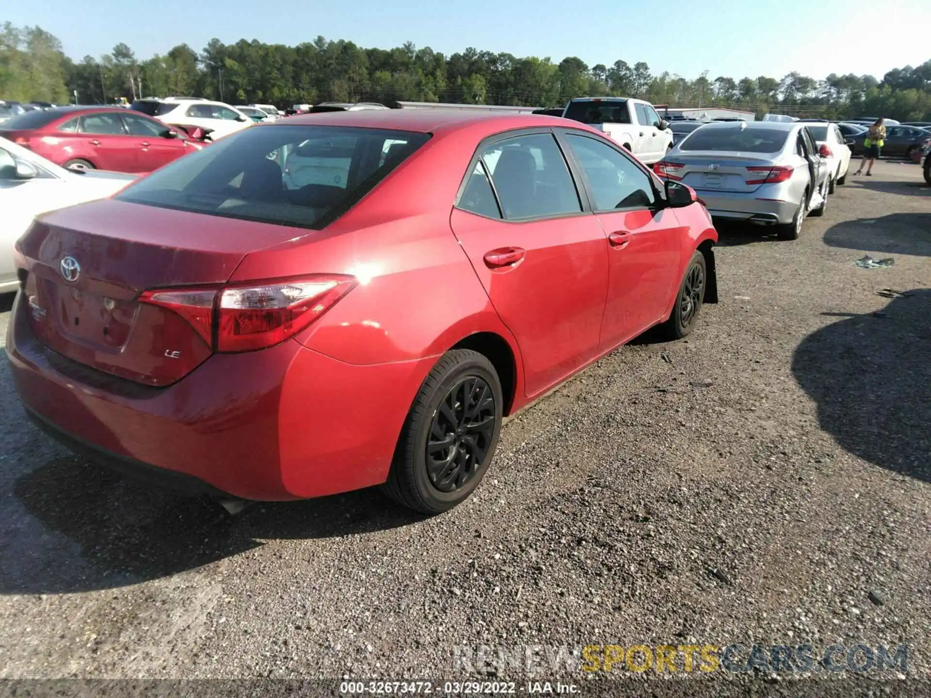 4 Photograph of a damaged car 2T1BURHE7KC138354 TOYOTA COROLLA 2019