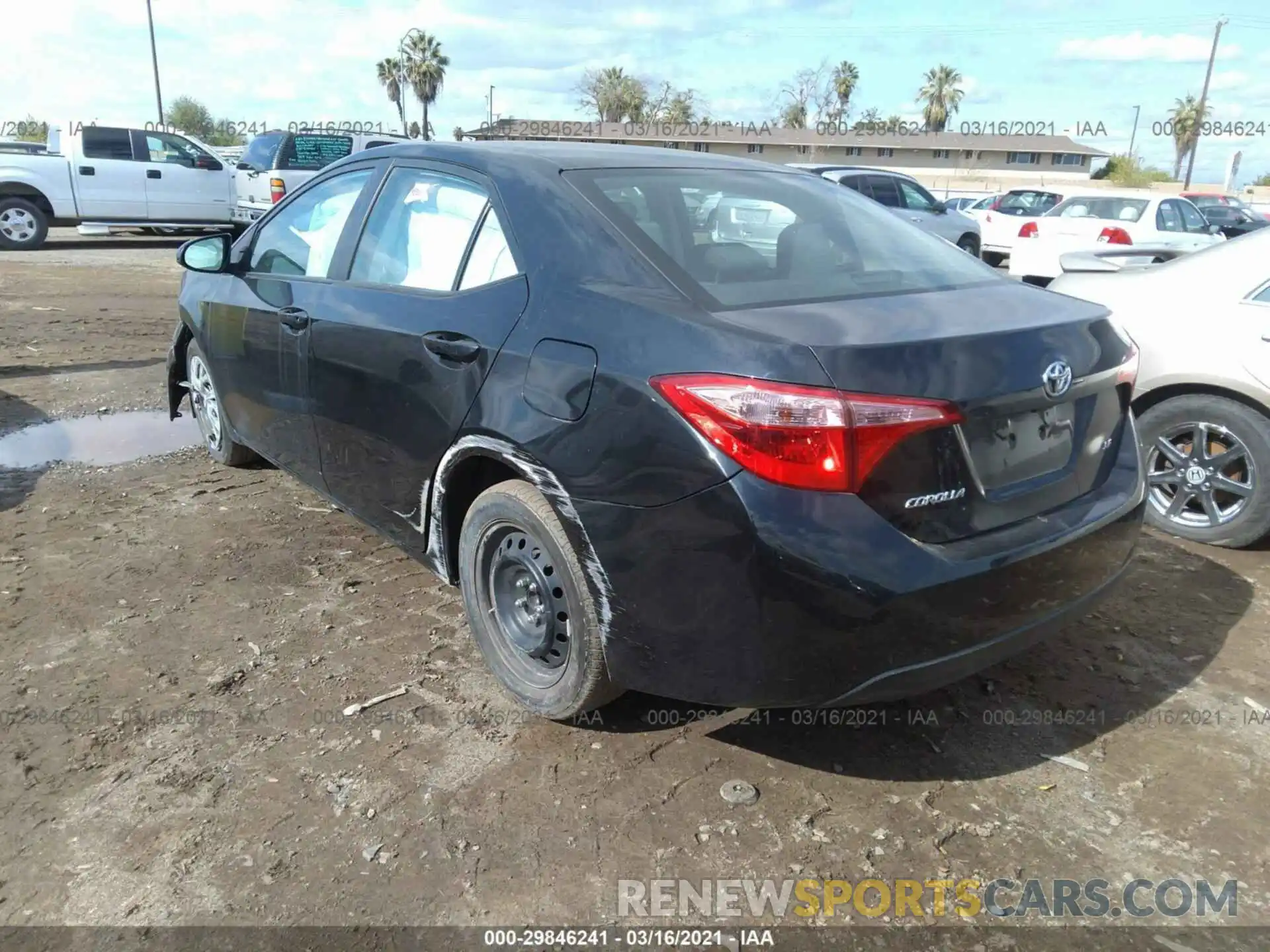 3 Photograph of a damaged car 2T1BURHE7KC138533 TOYOTA COROLLA 2019