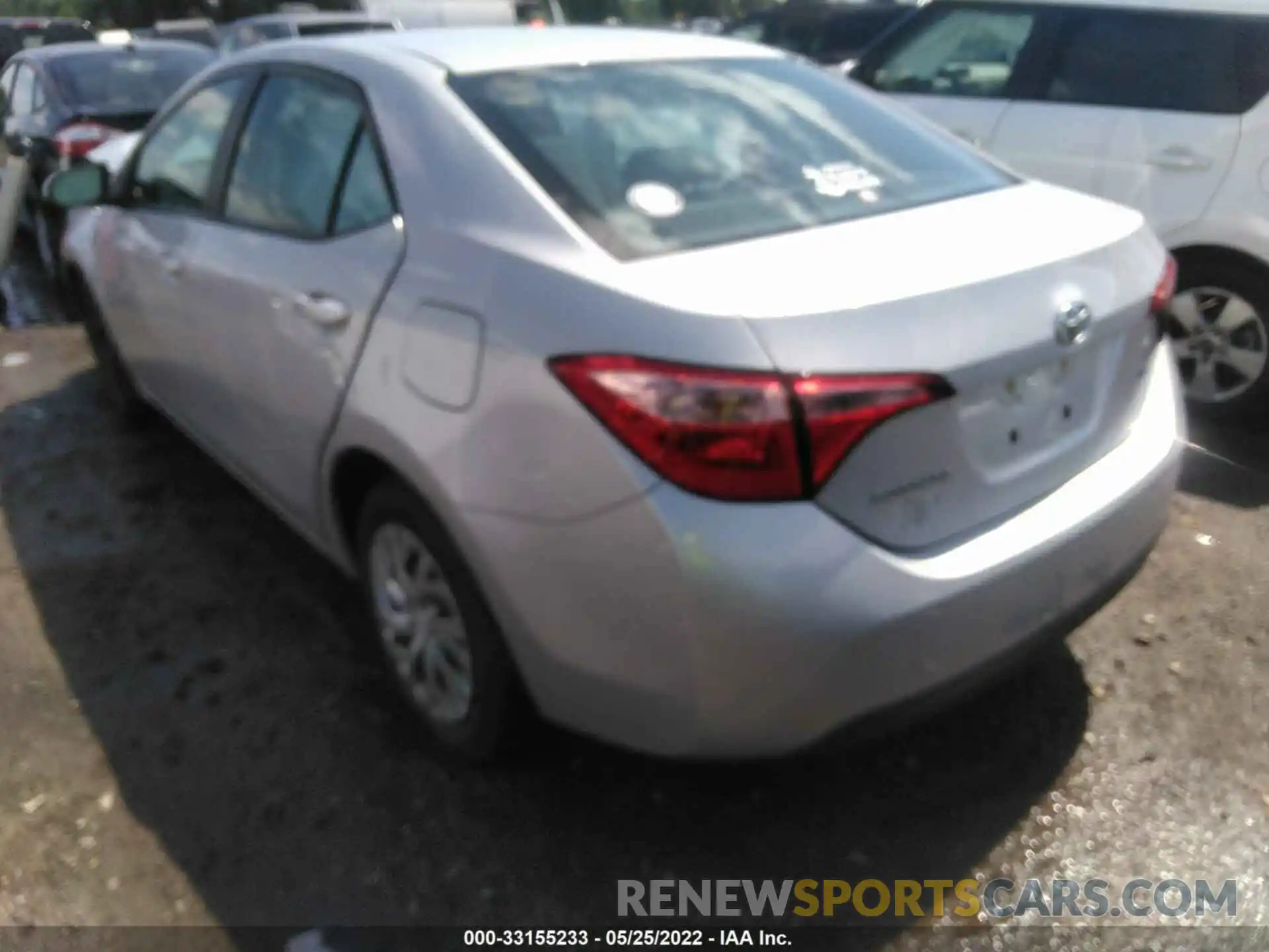 3 Photograph of a damaged car 2T1BURHE7KC138693 TOYOTA COROLLA 2019