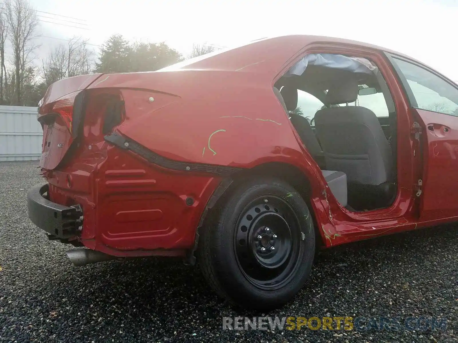 9 Photograph of a damaged car 2T1BURHE7KC138970 TOYOTA COROLLA 2019