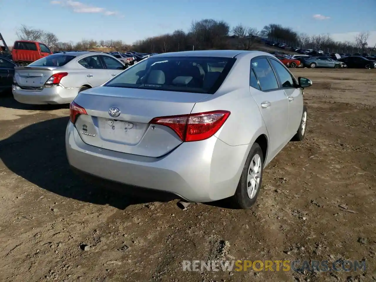 4 Photograph of a damaged car 2T1BURHE7KC139102 TOYOTA COROLLA 2019