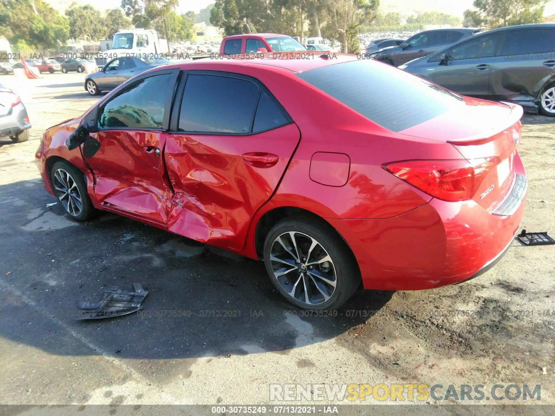 3 Photograph of a damaged car 2T1BURHE7KC139245 TOYOTA COROLLA 2019