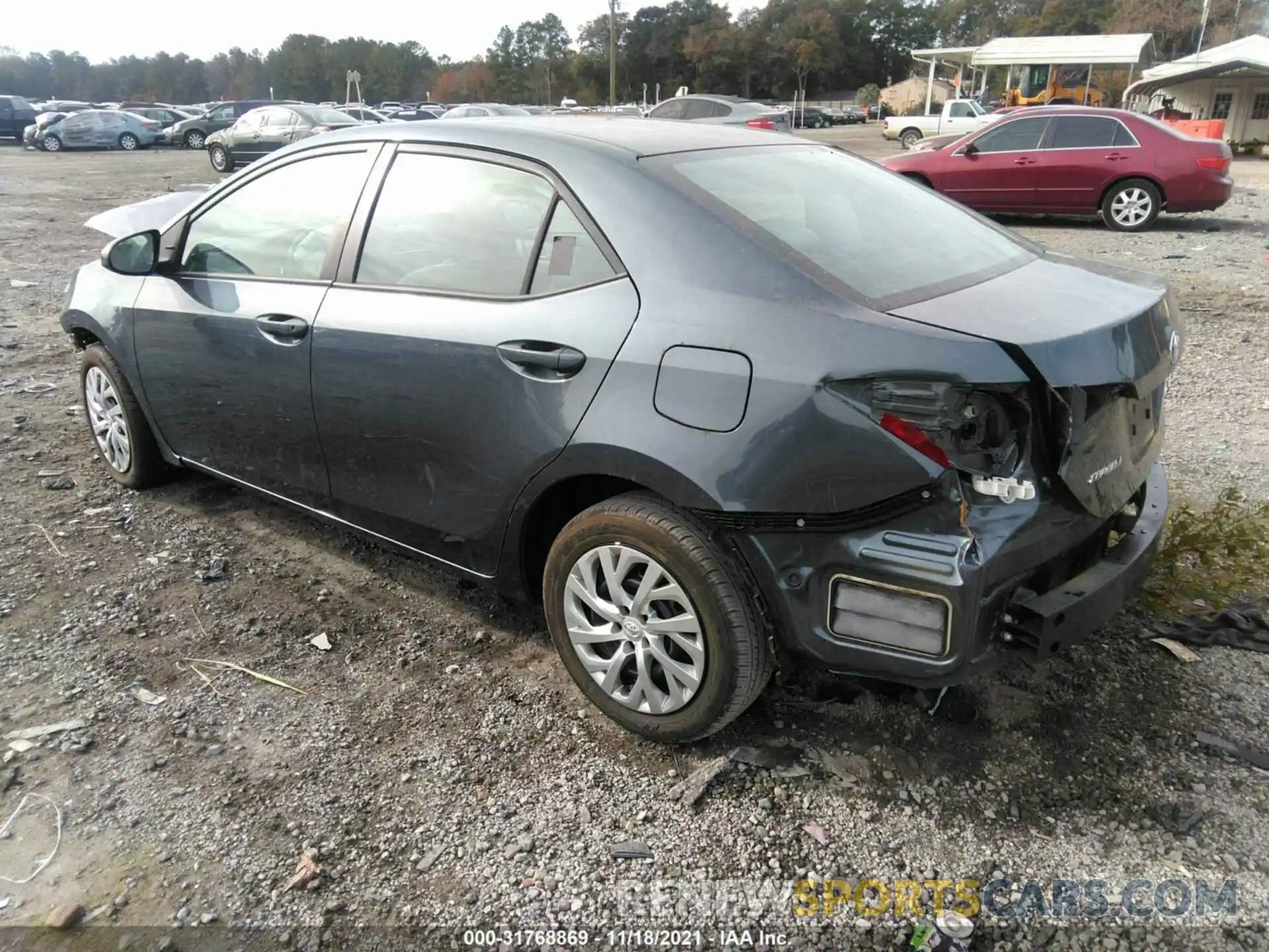 3 Photograph of a damaged car 2T1BURHE7KC139939 TOYOTA COROLLA 2019