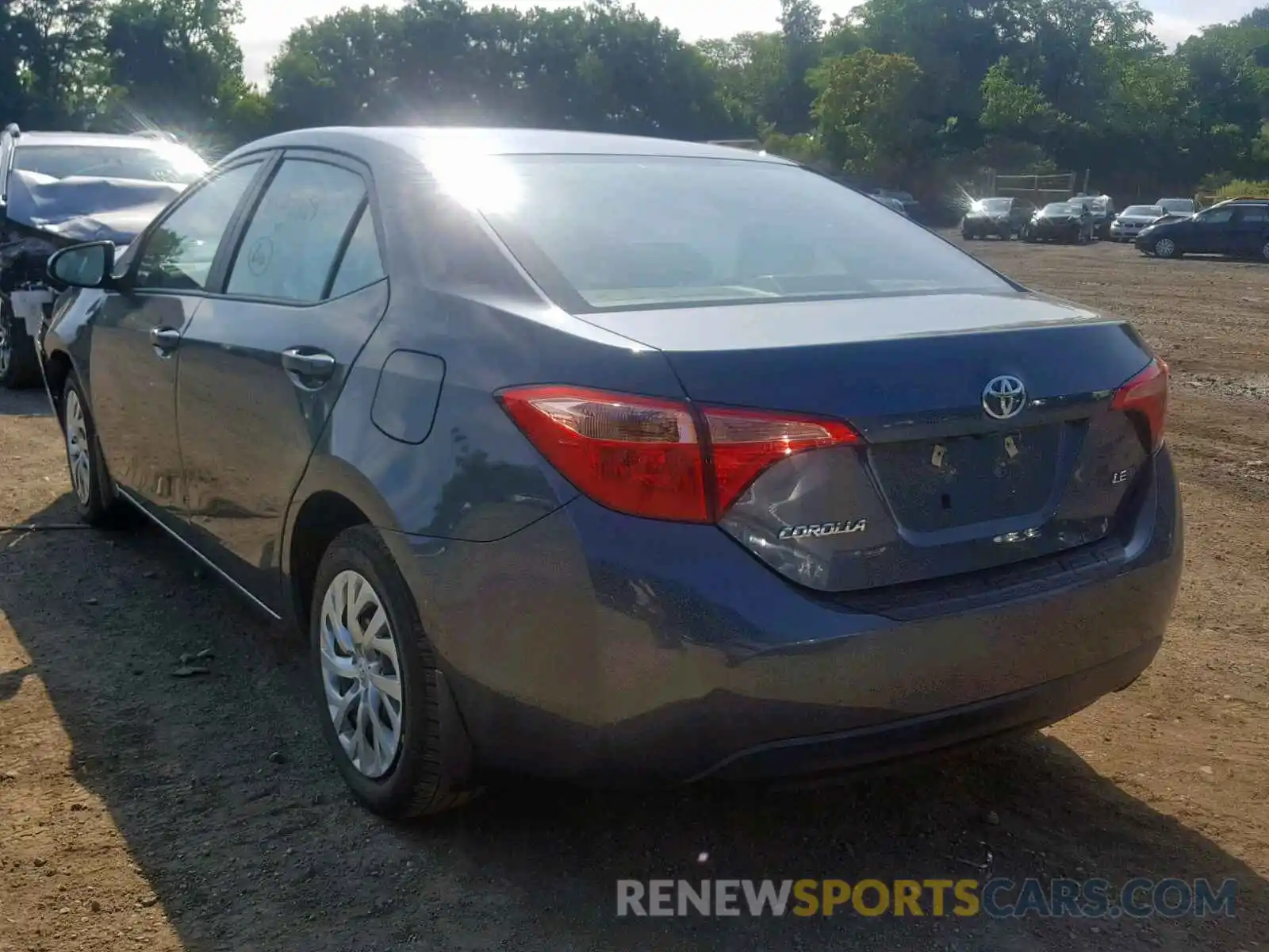 3 Photograph of a damaged car 2T1BURHE7KC140038 TOYOTA COROLLA 2019