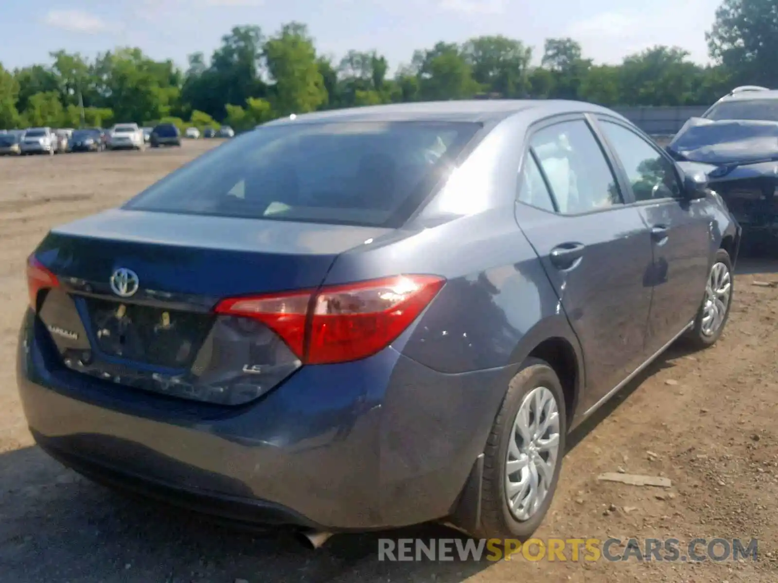 4 Photograph of a damaged car 2T1BURHE7KC140038 TOYOTA COROLLA 2019