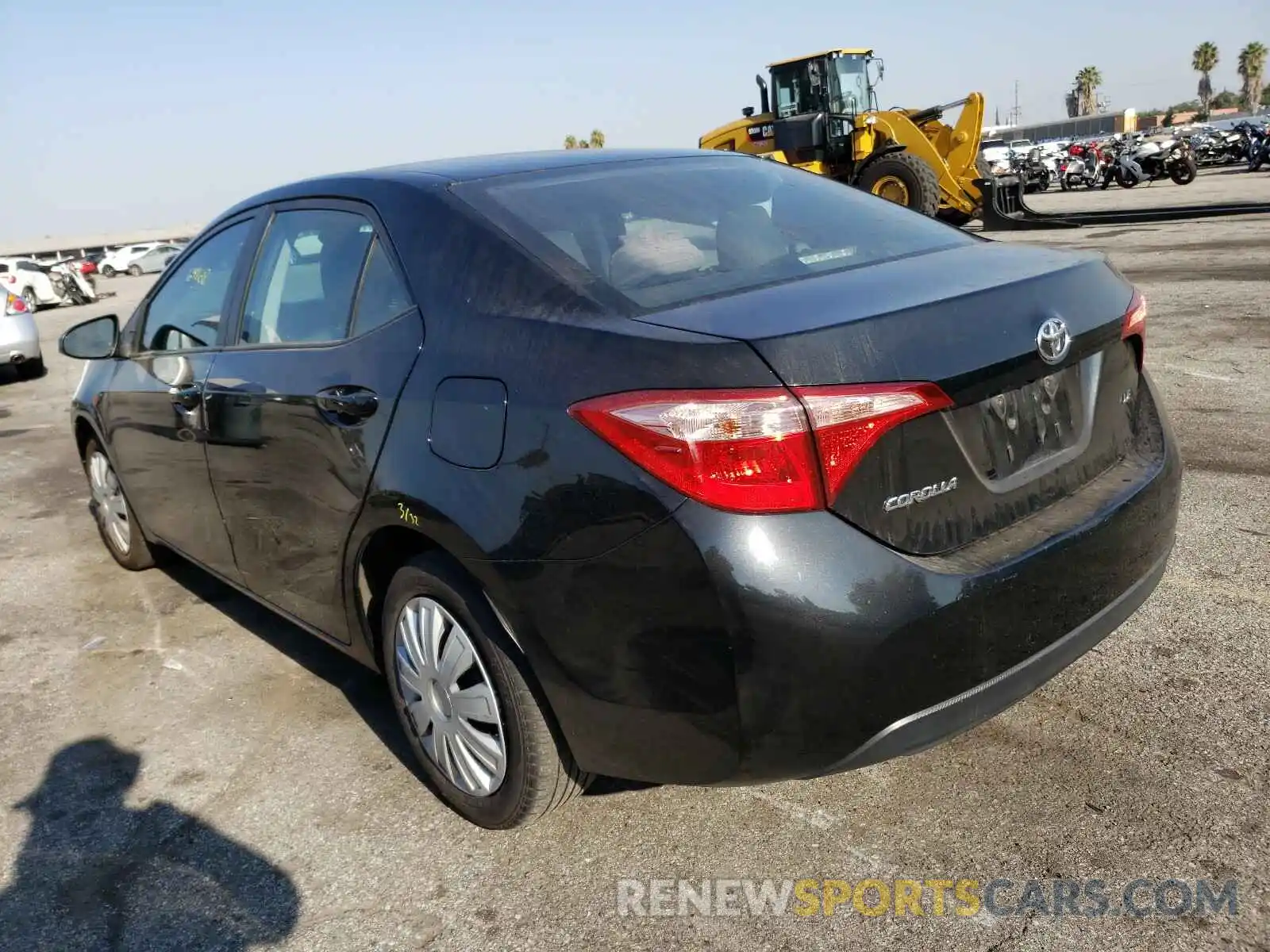 3 Photograph of a damaged car 2T1BURHE7KC140282 TOYOTA COROLLA 2019