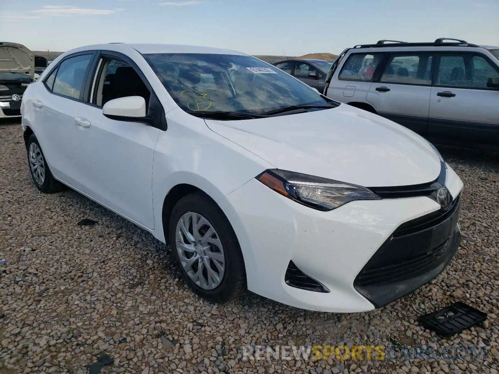 1 Photograph of a damaged car 2T1BURHE7KC140749 TOYOTA COROLLA 2019