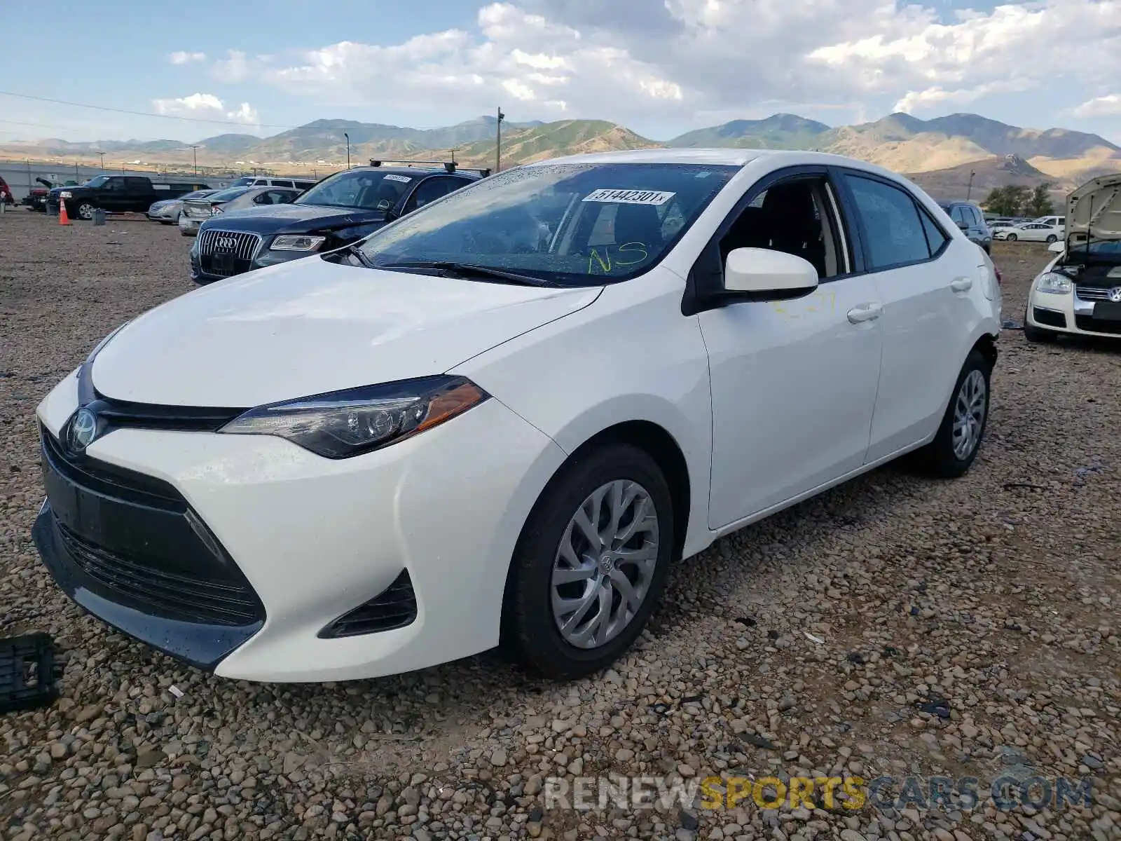 2 Photograph of a damaged car 2T1BURHE7KC140749 TOYOTA COROLLA 2019