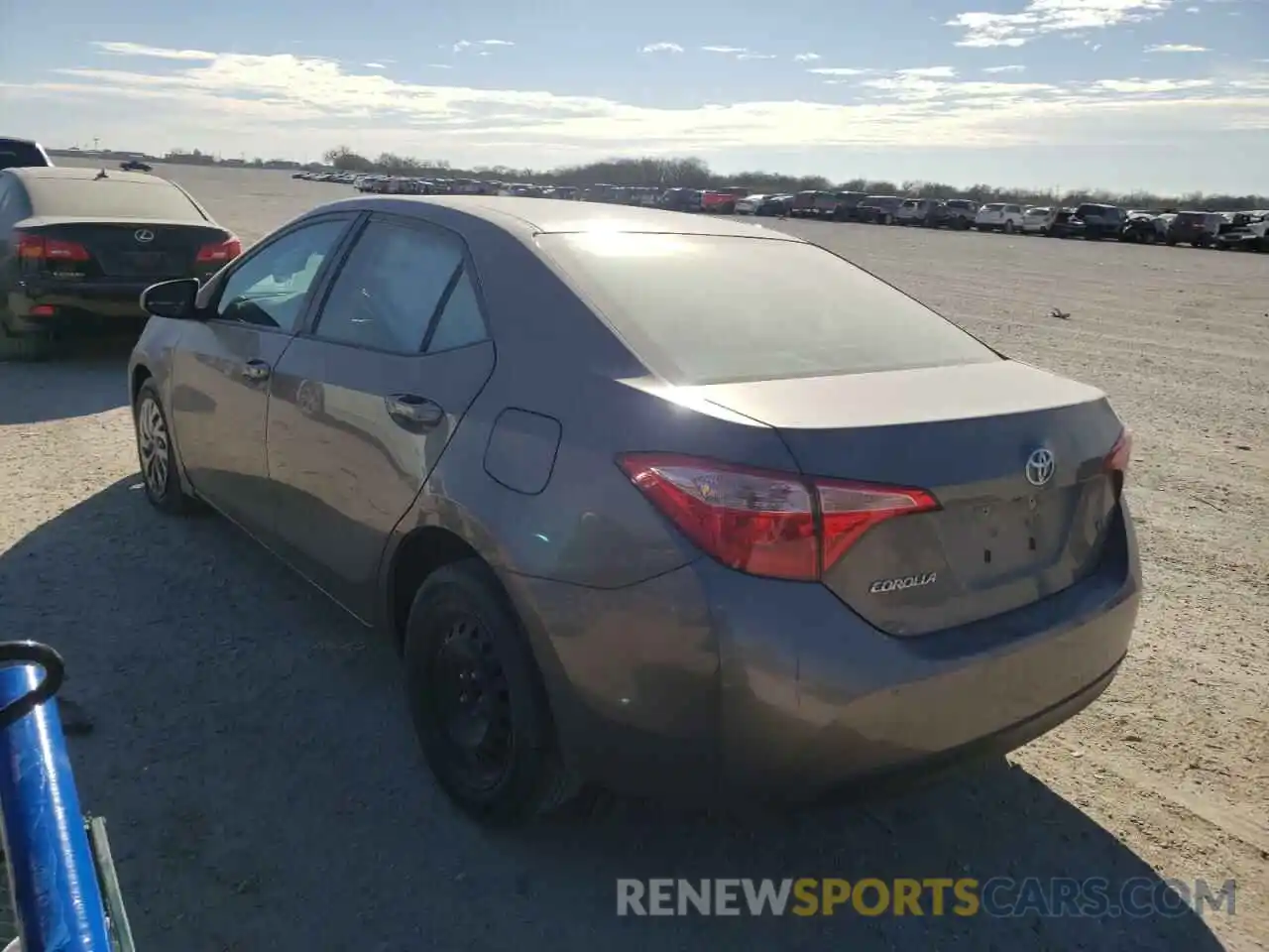 3 Photograph of a damaged car 2T1BURHE7KC140945 TOYOTA COROLLA 2019