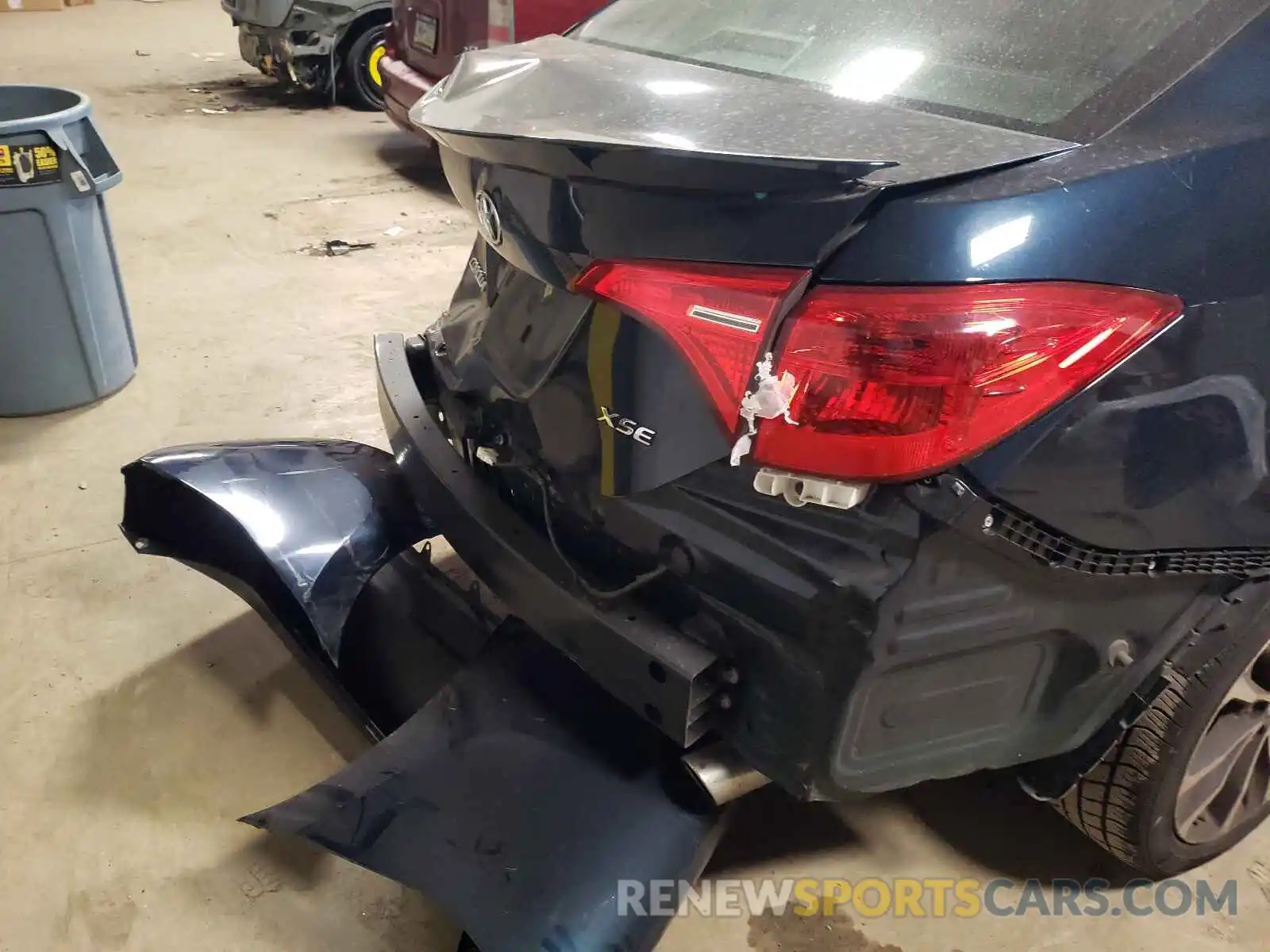 9 Photograph of a damaged car 2T1BURHE7KC143120 TOYOTA COROLLA 2019