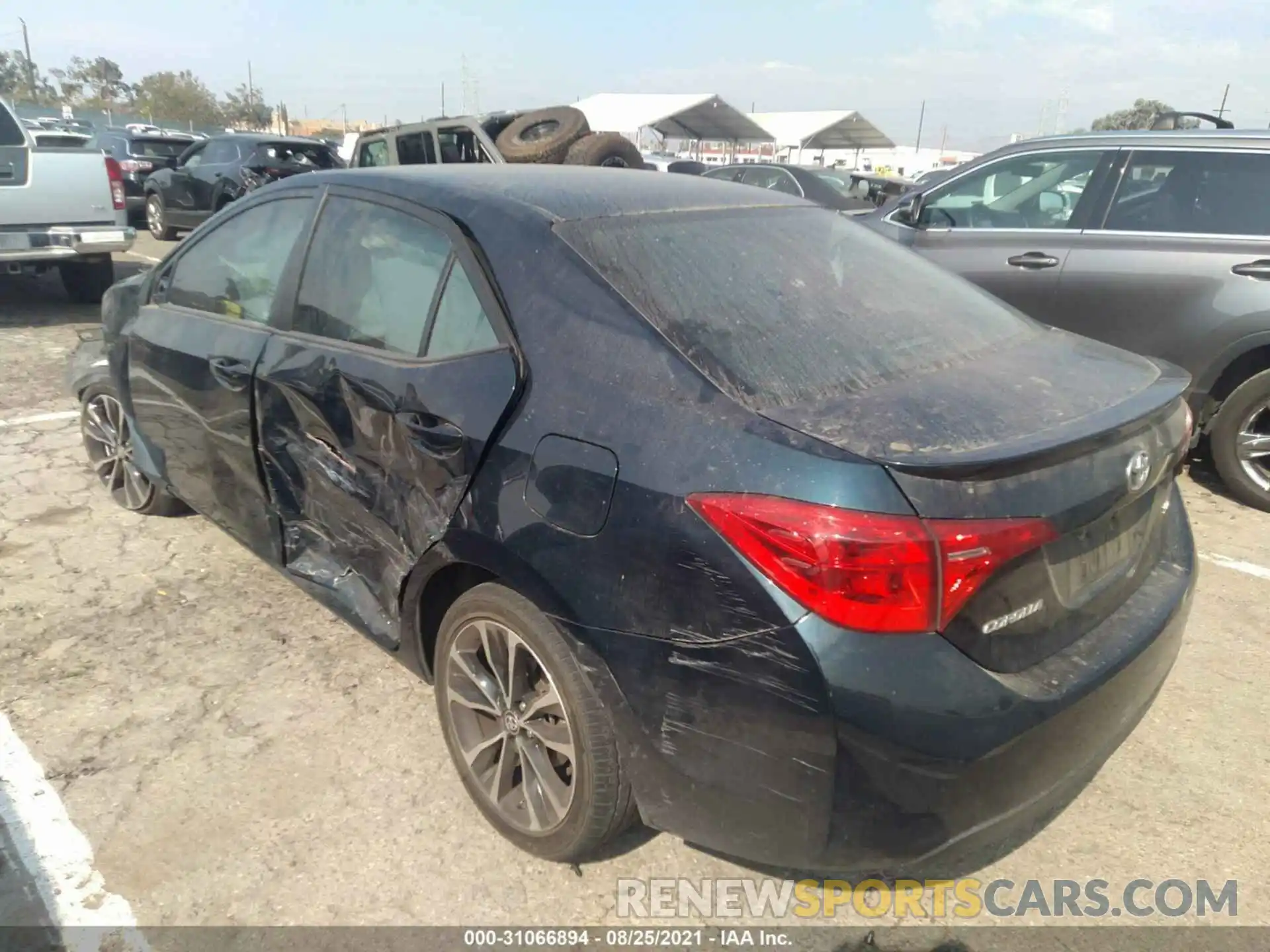 3 Photograph of a damaged car 2T1BURHE7KC143473 TOYOTA COROLLA 2019