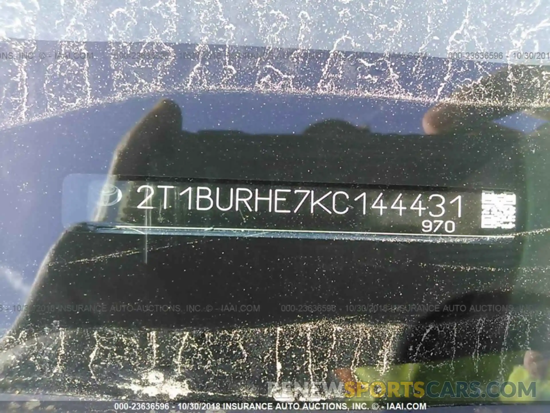 9 Фотография поврежденного автомобиля 2T1BURHE7KC144431 Toyota Corolla 2019