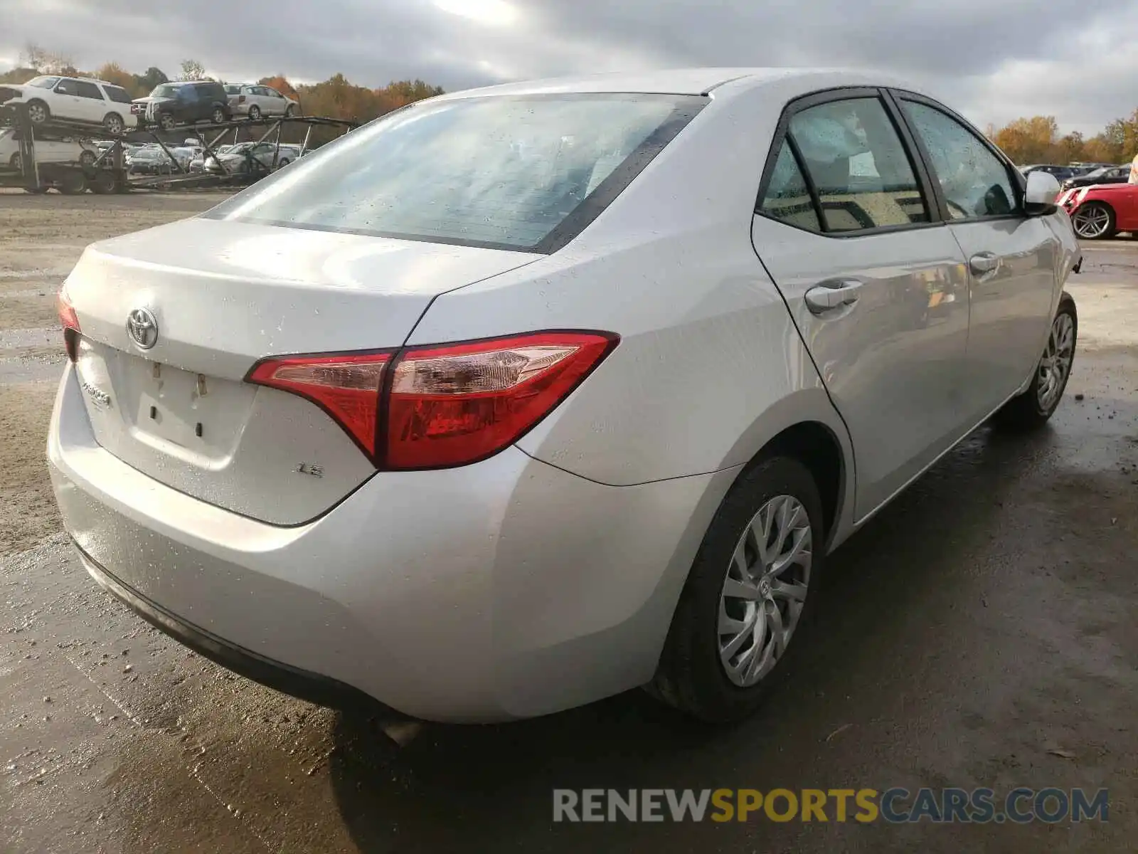 4 Photograph of a damaged car 2T1BURHE7KC146583 TOYOTA COROLLA 2019