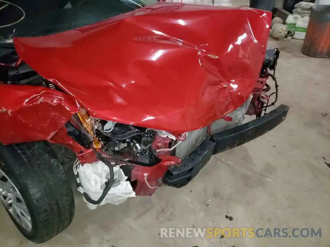 9 Photograph of a damaged car 2T1BURHE7KC147684 TOYOTA COROLLA 2019