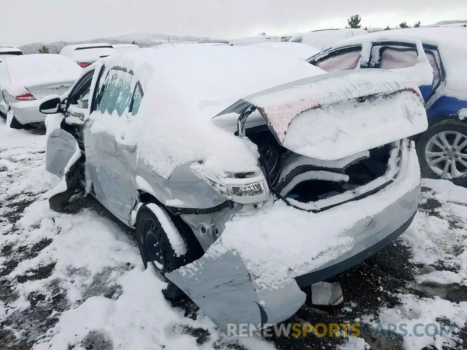 3 Photograph of a damaged car 2T1BURHE7KC147782 TOYOTA COROLLA 2019