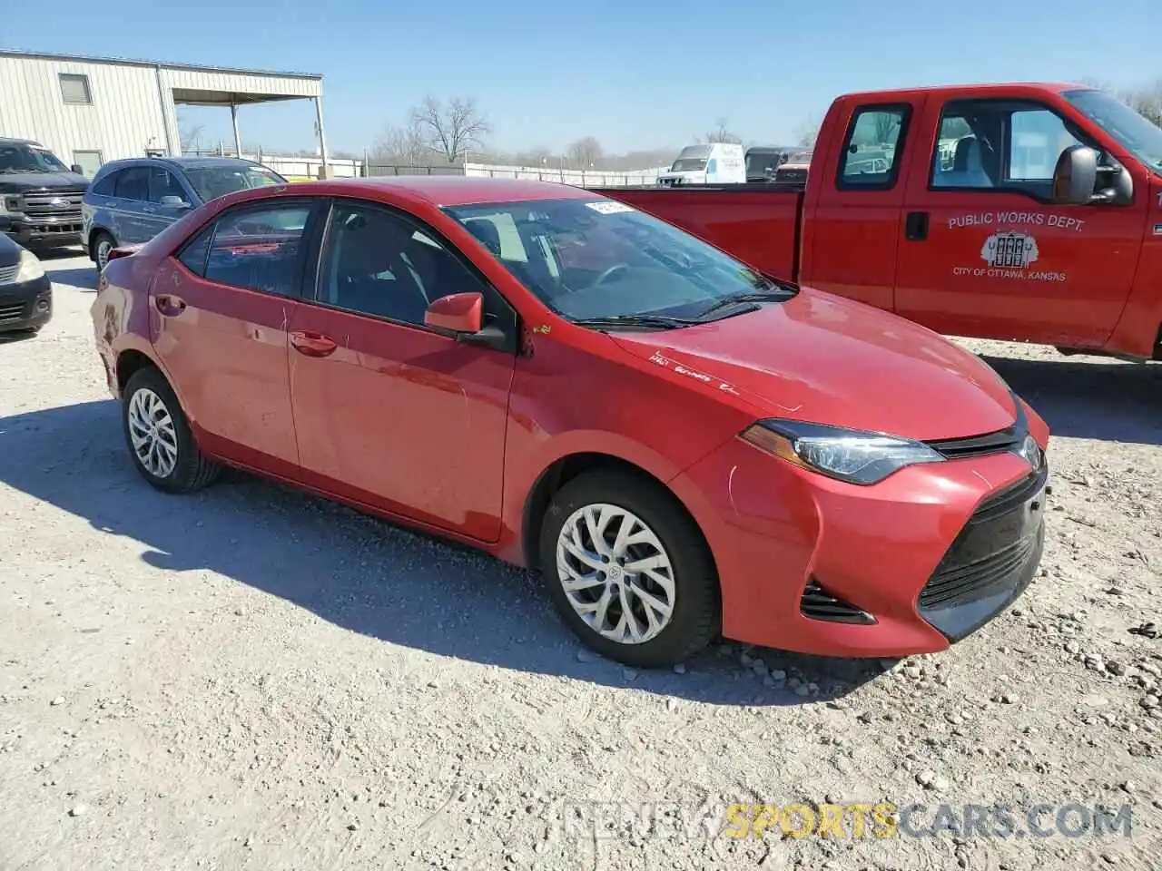 4 Photograph of a damaged car 2T1BURHE7KC147930 TOYOTA COROLLA 2019