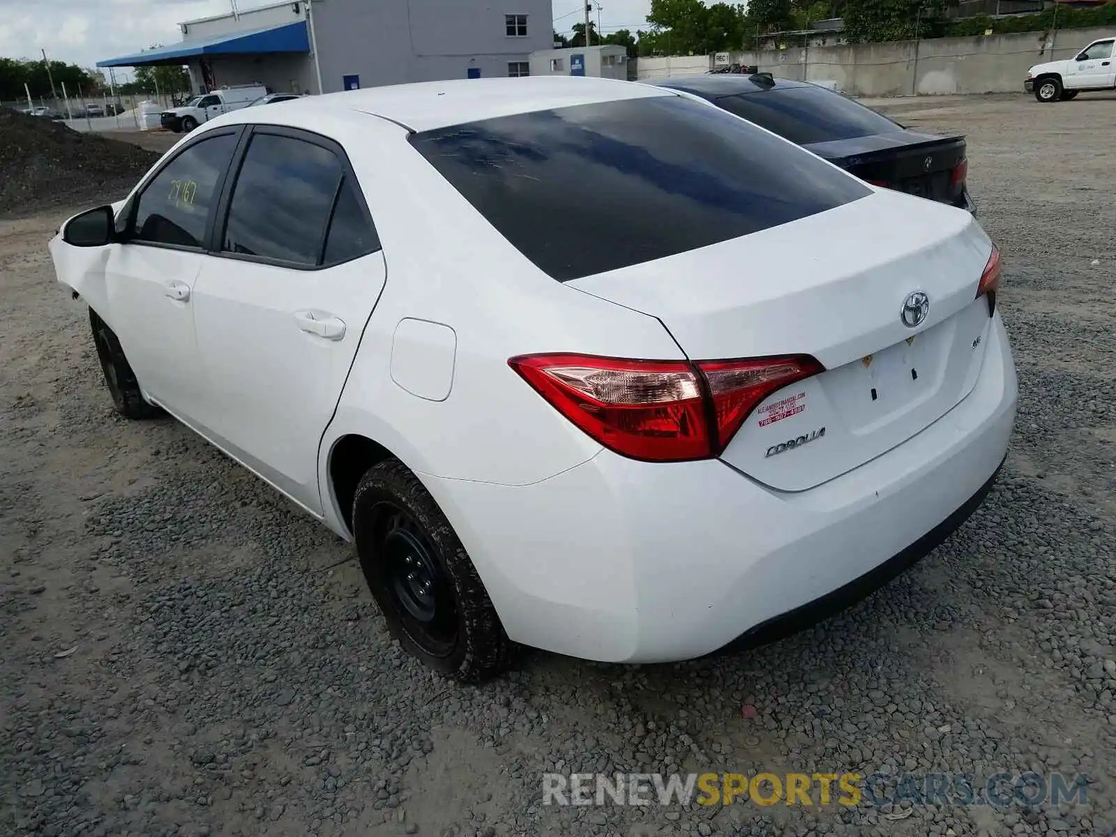 3 Photograph of a damaged car 2T1BURHE7KC148351 TOYOTA COROLLA 2019