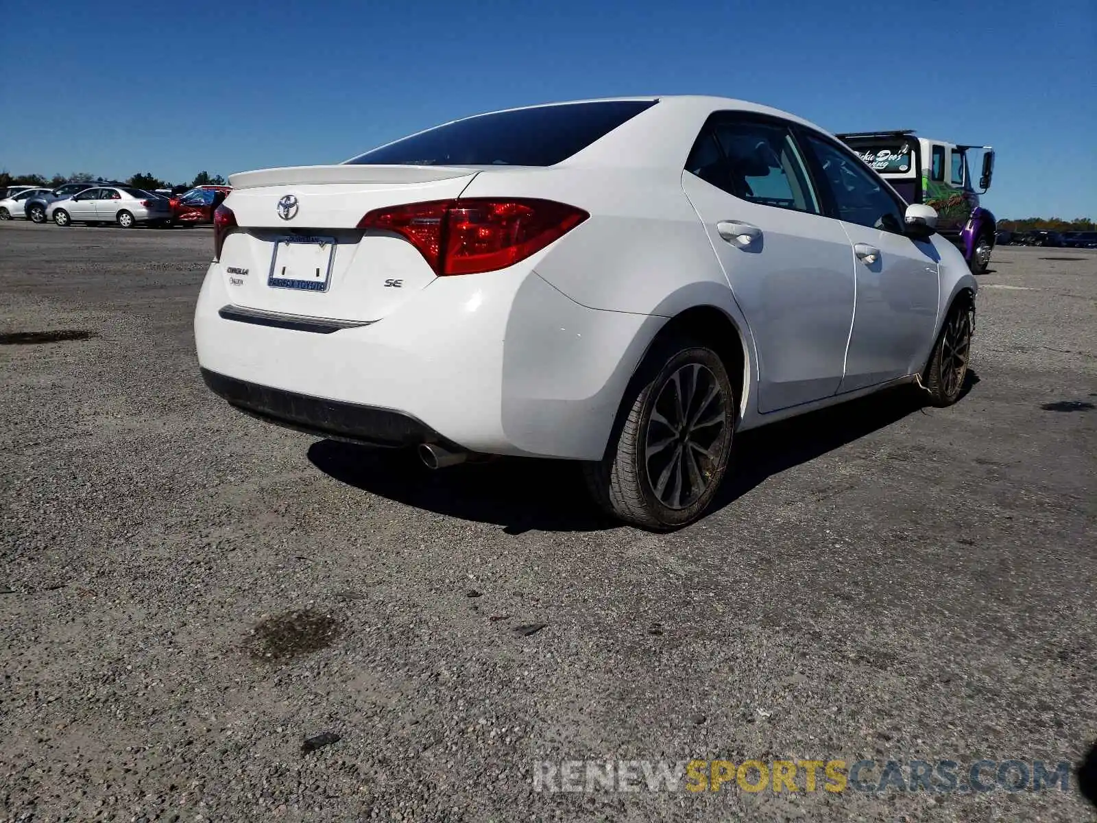 4 Photograph of a damaged car 2T1BURHE7KC149063 TOYOTA COROLLA 2019