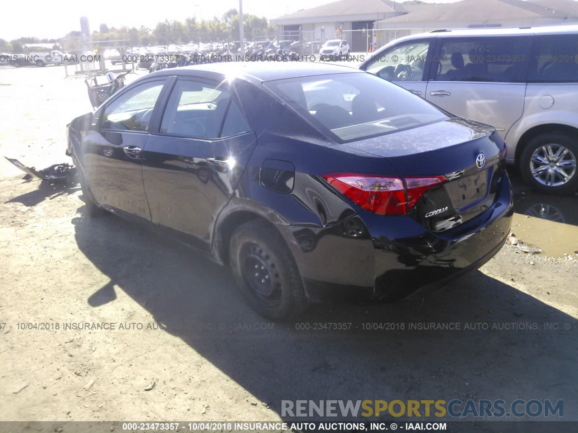 3 Photograph of a damaged car 2T1BURHE7KC150567 Toyota Corolla 2019