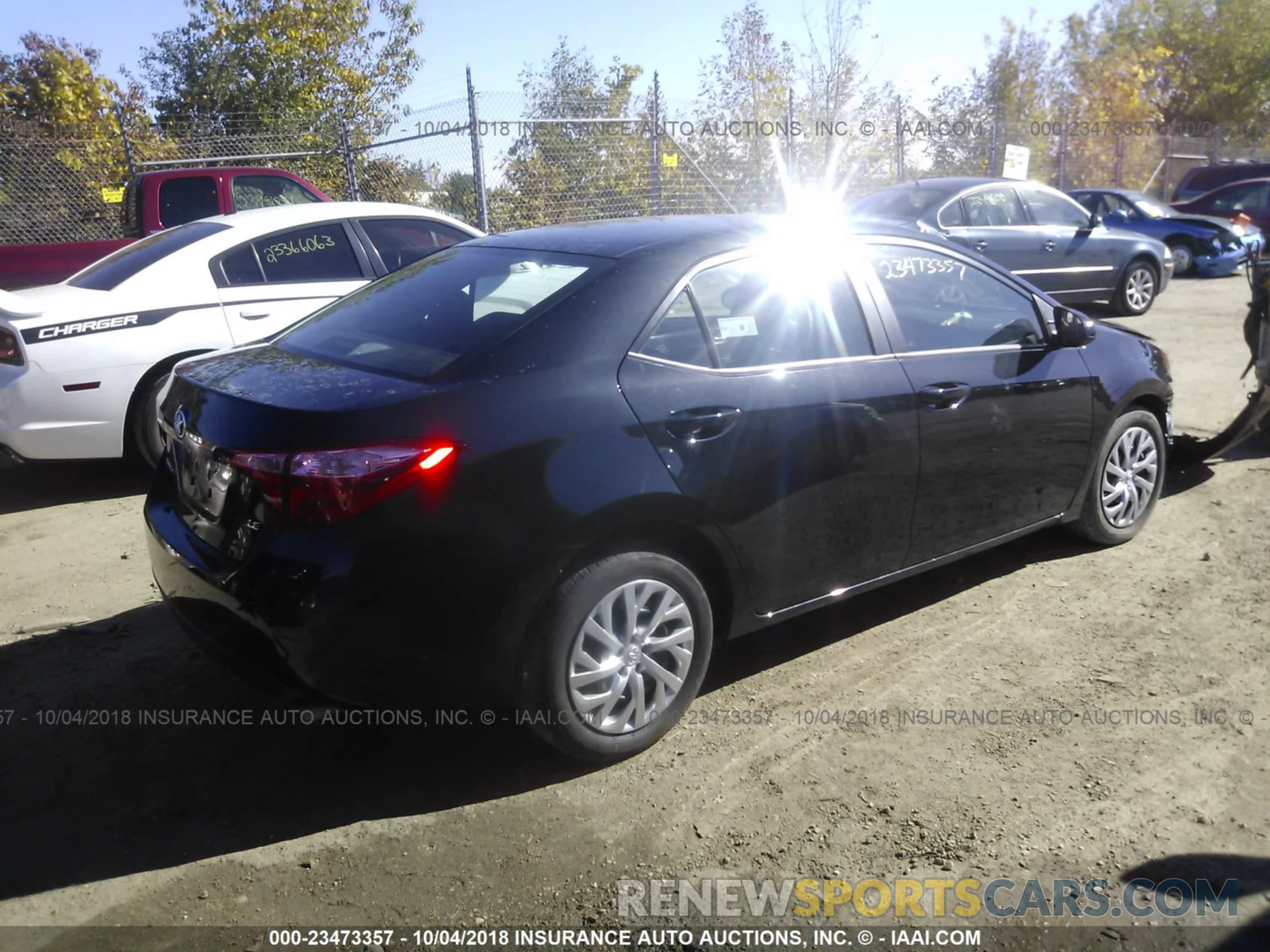 4 Photograph of a damaged car 2T1BURHE7KC150567 Toyota Corolla 2019