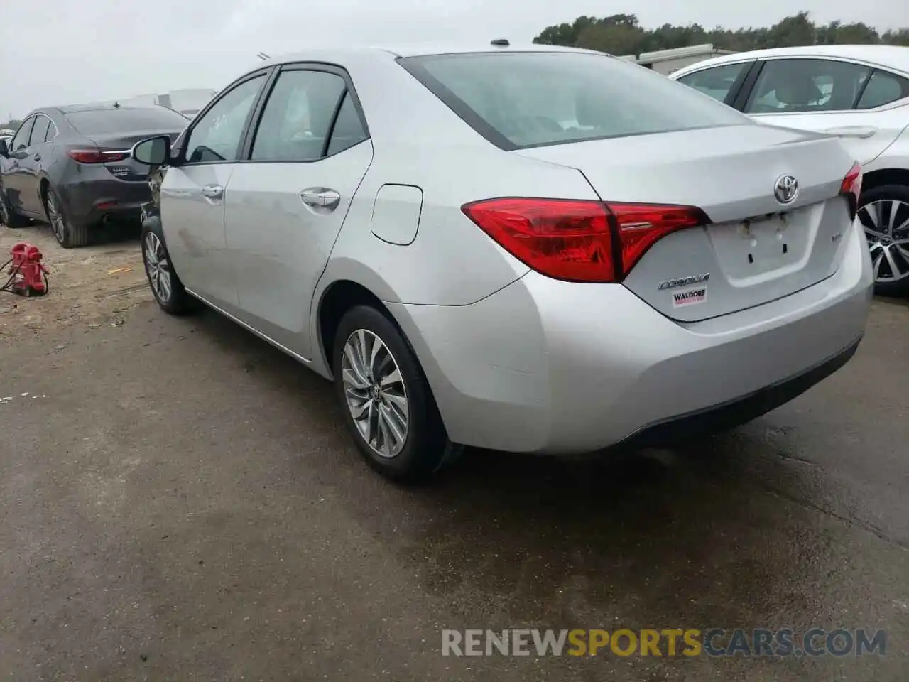 3 Photograph of a damaged car 2T1BURHE7KC151850 TOYOTA COROLLA 2019