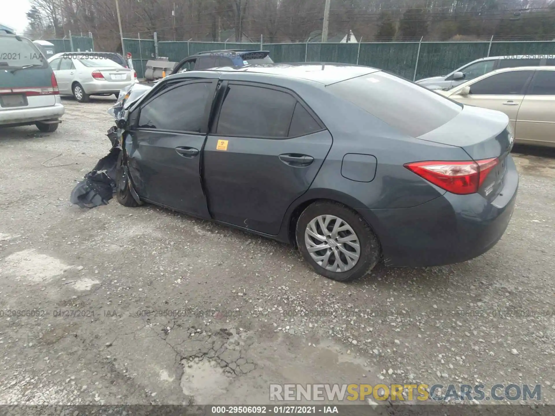 3 Photograph of a damaged car 2T1BURHE7KC152027 TOYOTA COROLLA 2019