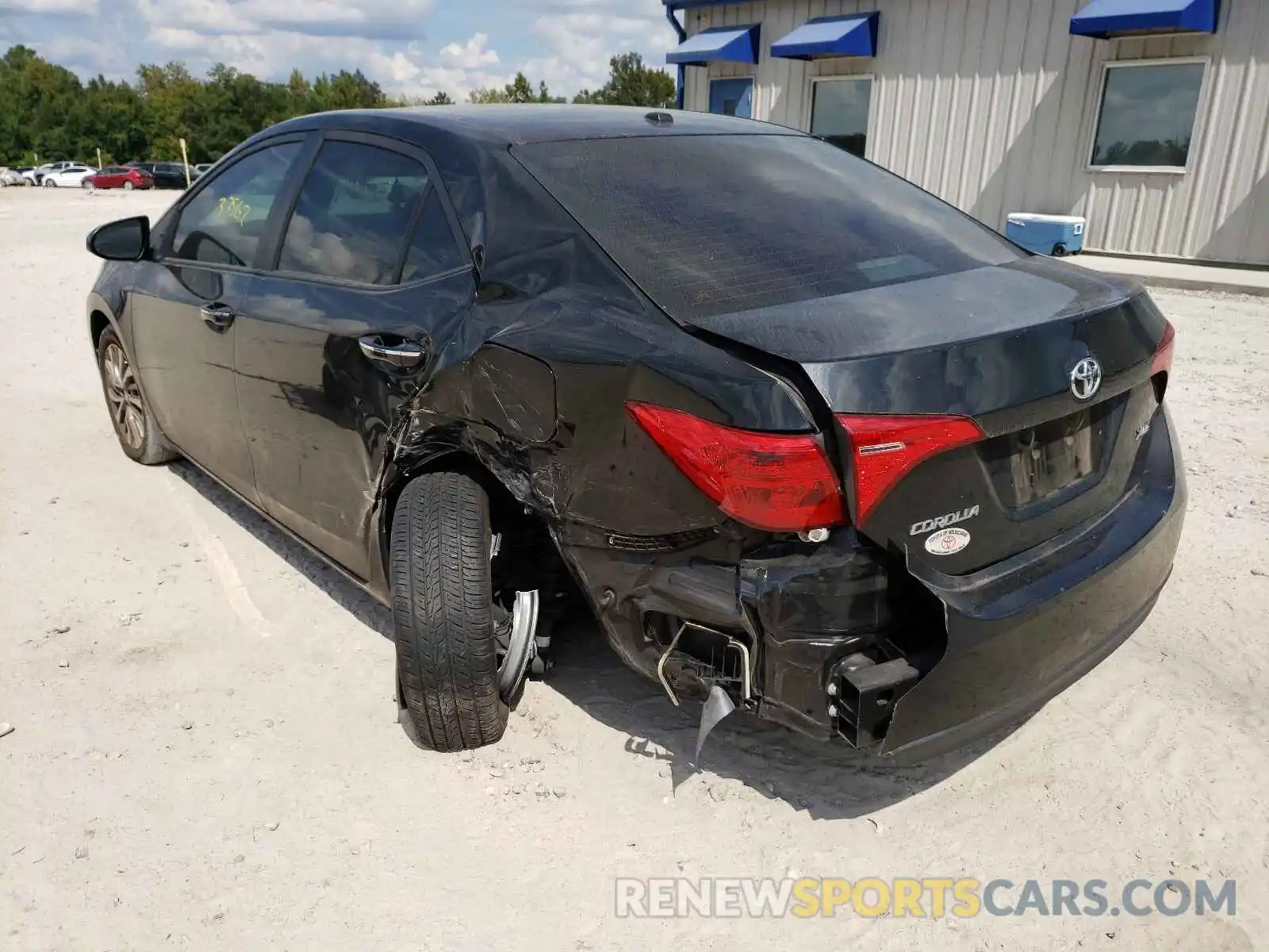 3 Photograph of a damaged car 2T1BURHE7KC152481 TOYOTA COROLLA 2019