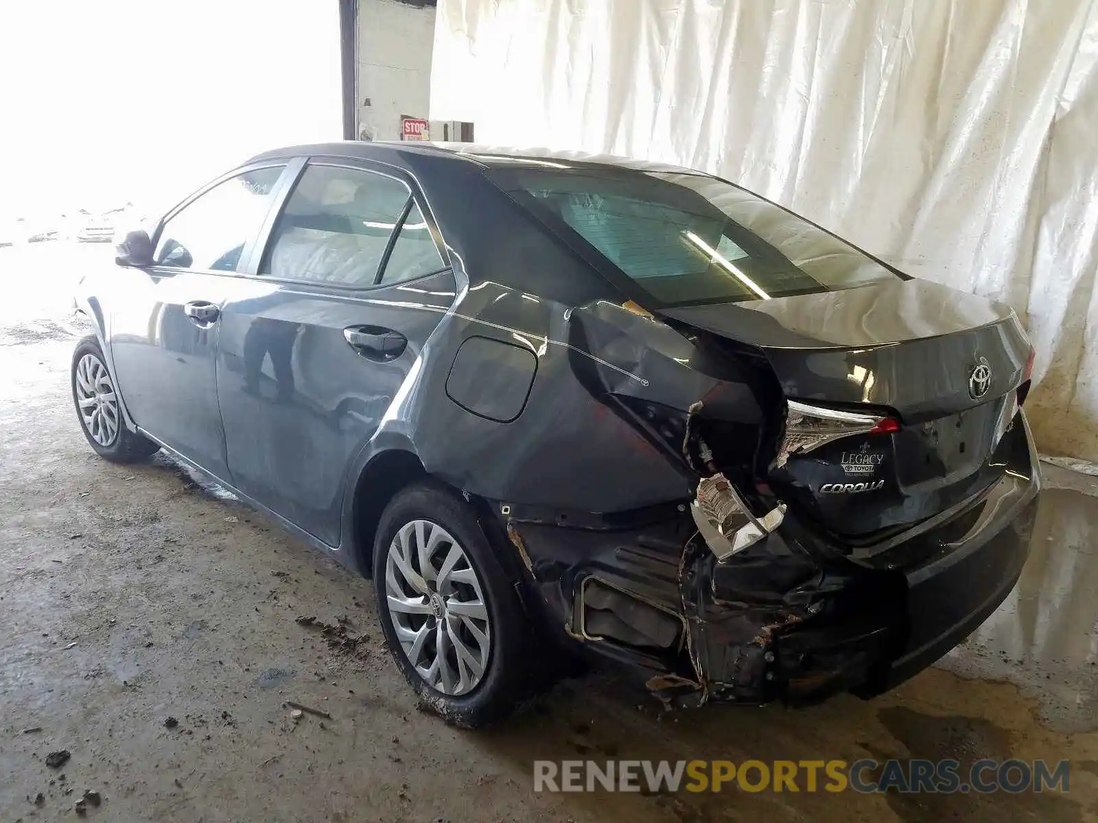 3 Photograph of a damaged car 2T1BURHE7KC152545 TOYOTA COROLLA 2019