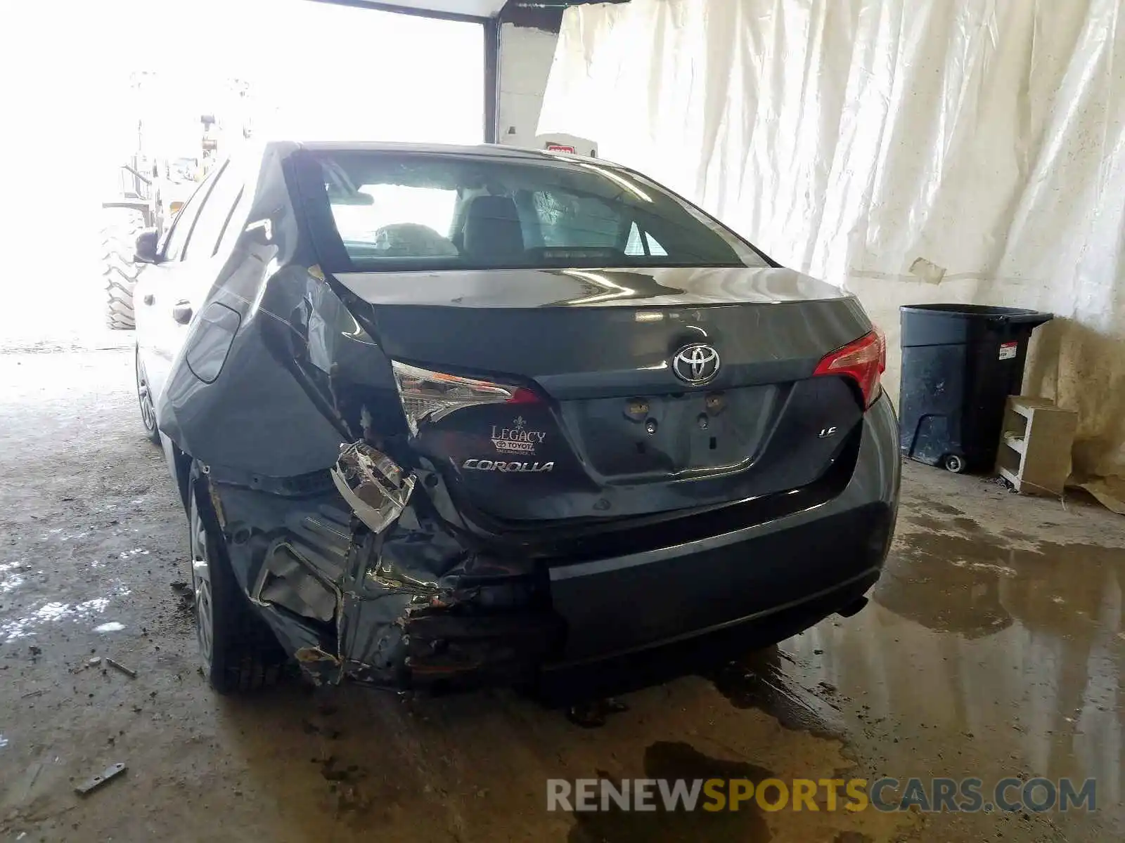 9 Photograph of a damaged car 2T1BURHE7KC152545 TOYOTA COROLLA 2019