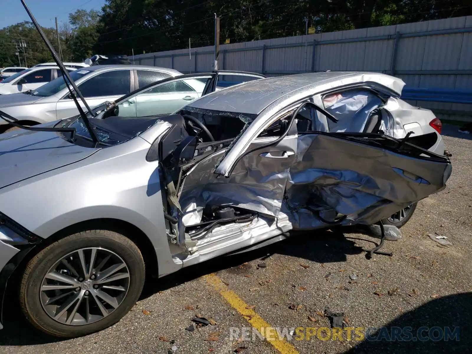 9 Photograph of a damaged car 2T1BURHE7KC153887 TOYOTA COROLLA 2019