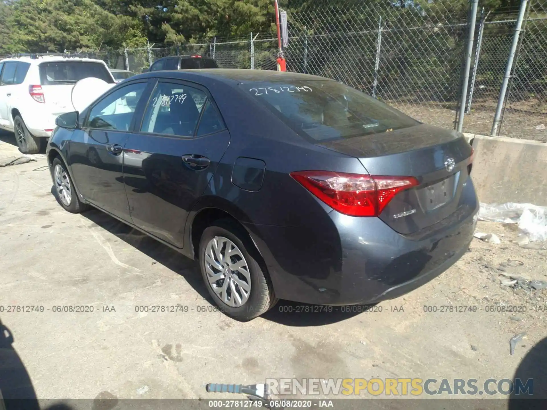 3 Photograph of a damaged car 2T1BURHE7KC154067 TOYOTA COROLLA 2019