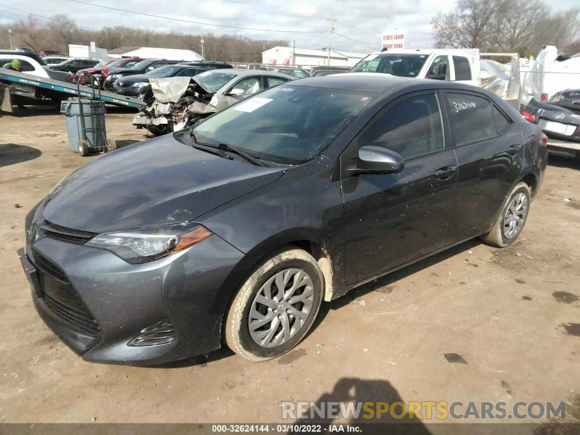 2 Photograph of a damaged car 2T1BURHE7KC155056 TOYOTA COROLLA 2019