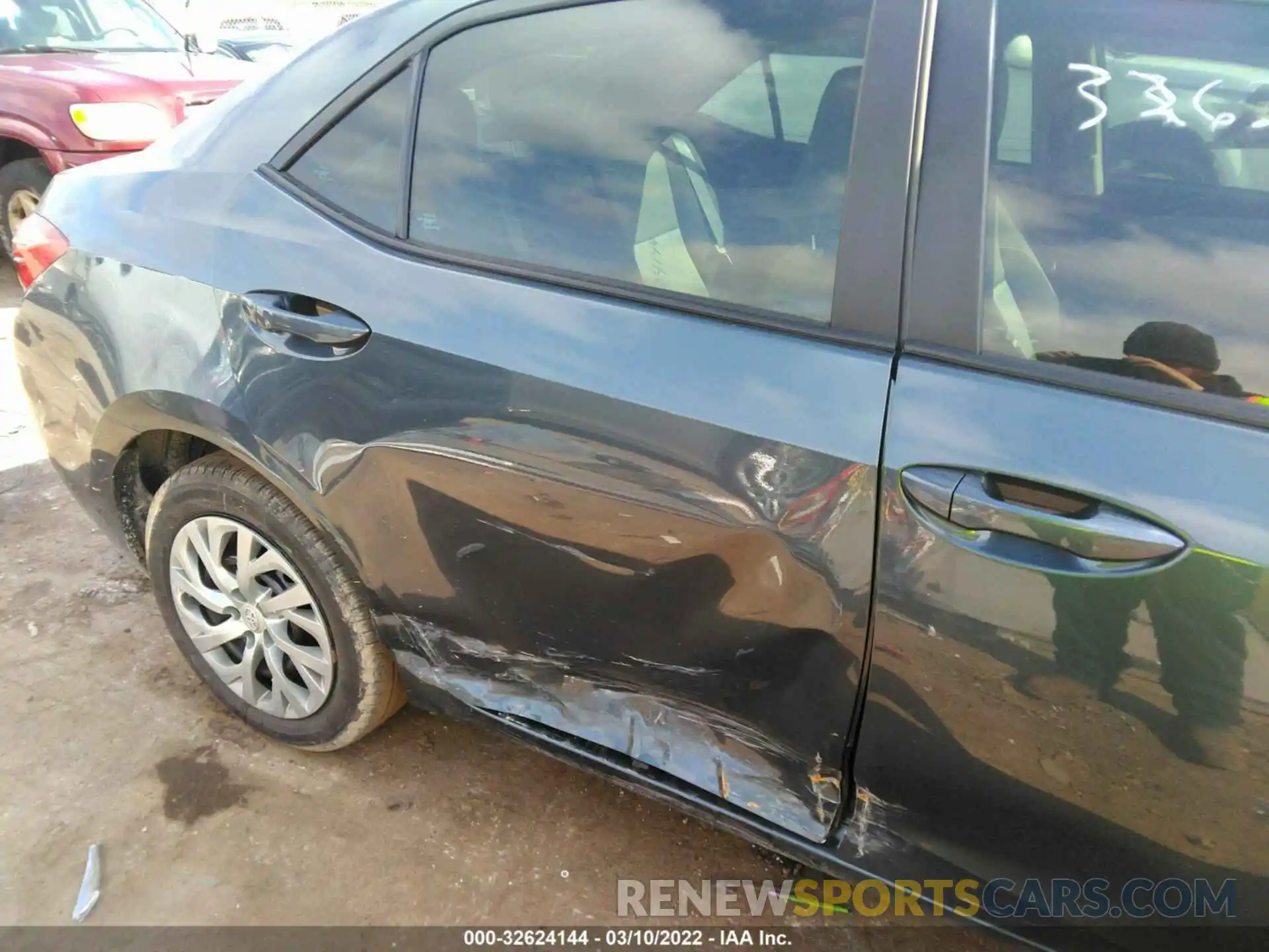 6 Photograph of a damaged car 2T1BURHE7KC155056 TOYOTA COROLLA 2019