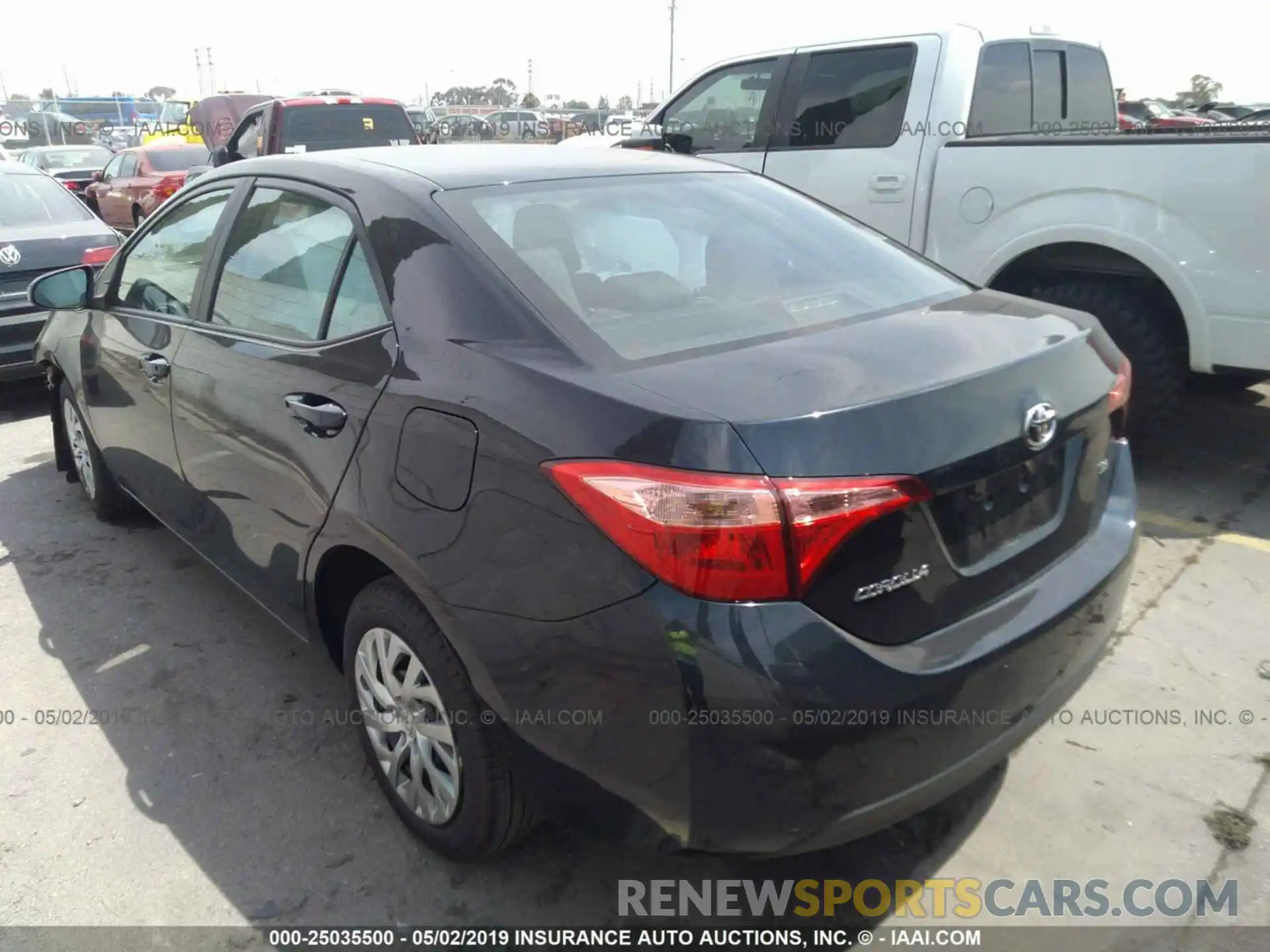 3 Photograph of a damaged car 2T1BURHE7KC155221 TOYOTA COROLLA 2019