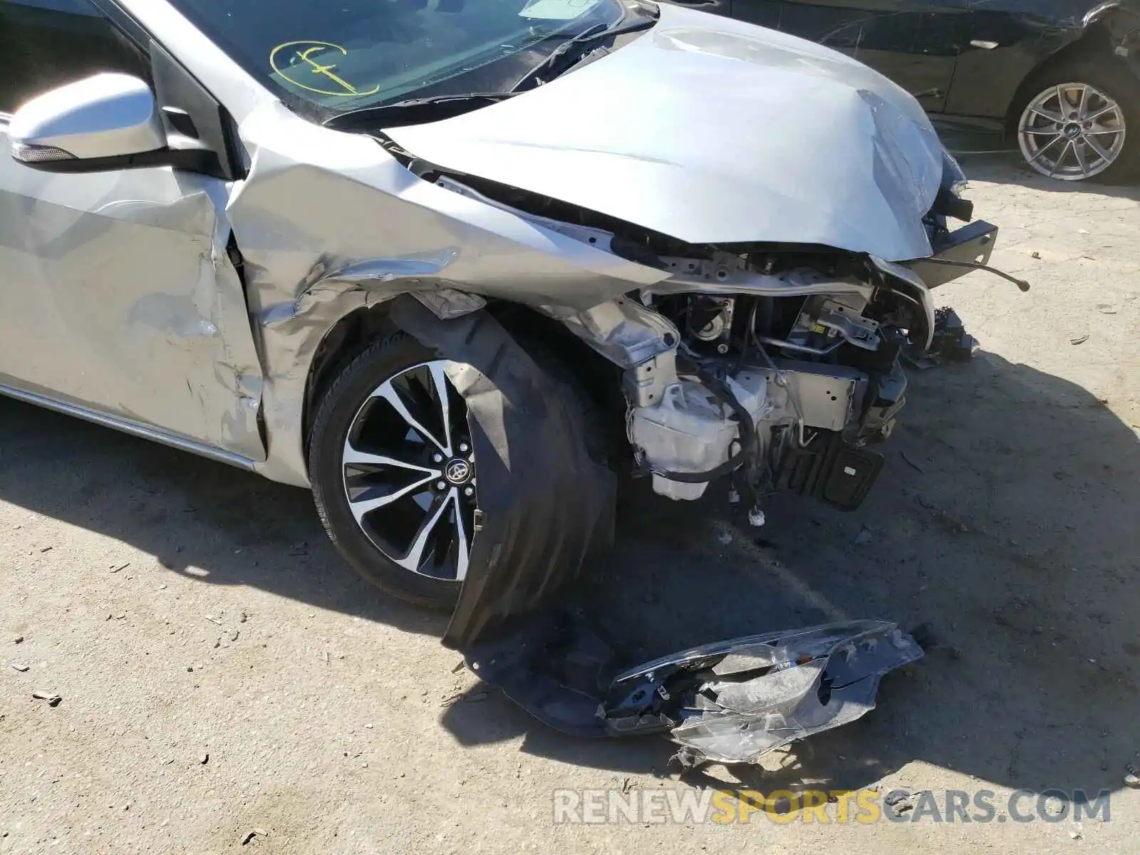 9 Photograph of a damaged car 2T1BURHE7KC155414 TOYOTA COROLLA 2019