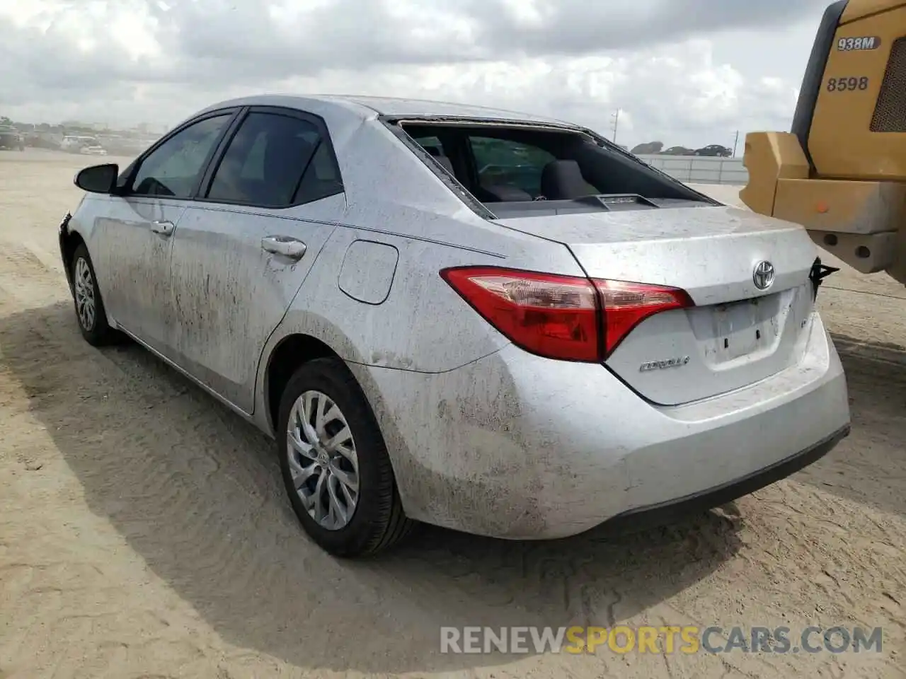 3 Photograph of a damaged car 2T1BURHE7KC156126 TOYOTA COROLLA 2019